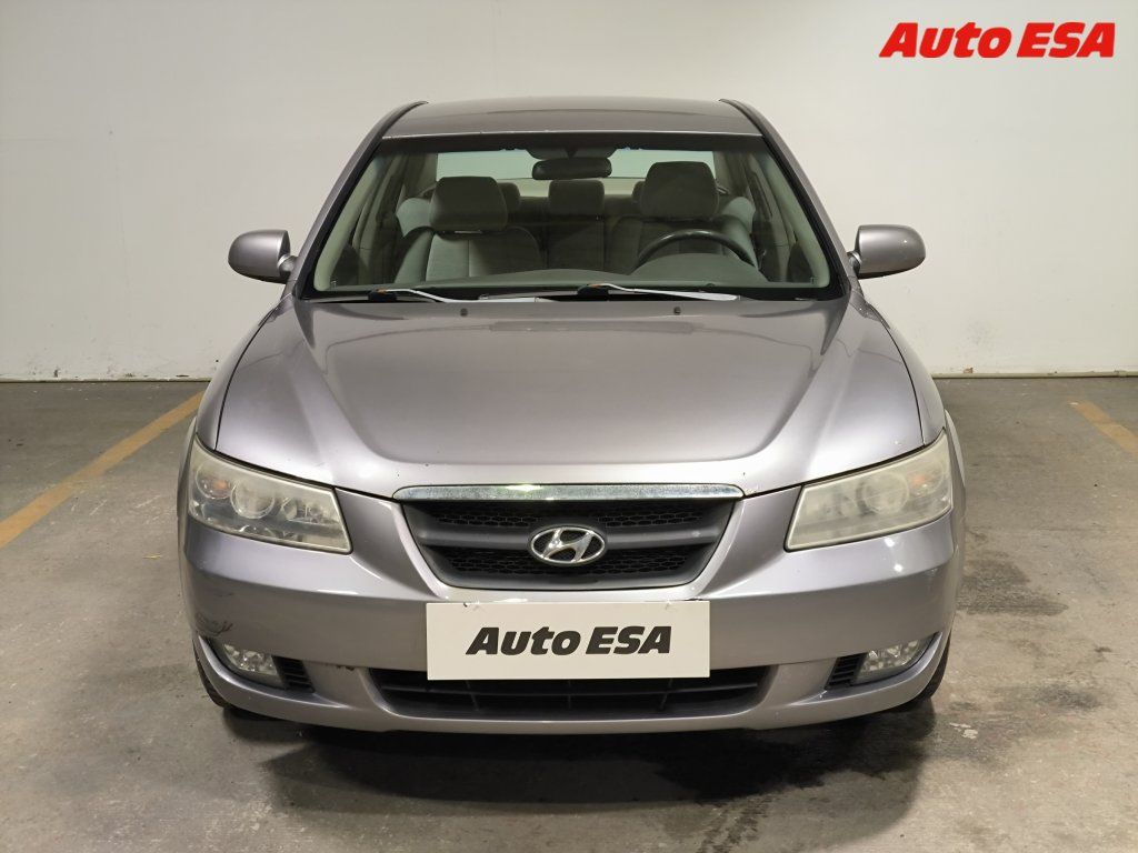 Hyundai Sonata, 2.4i - fotka 2