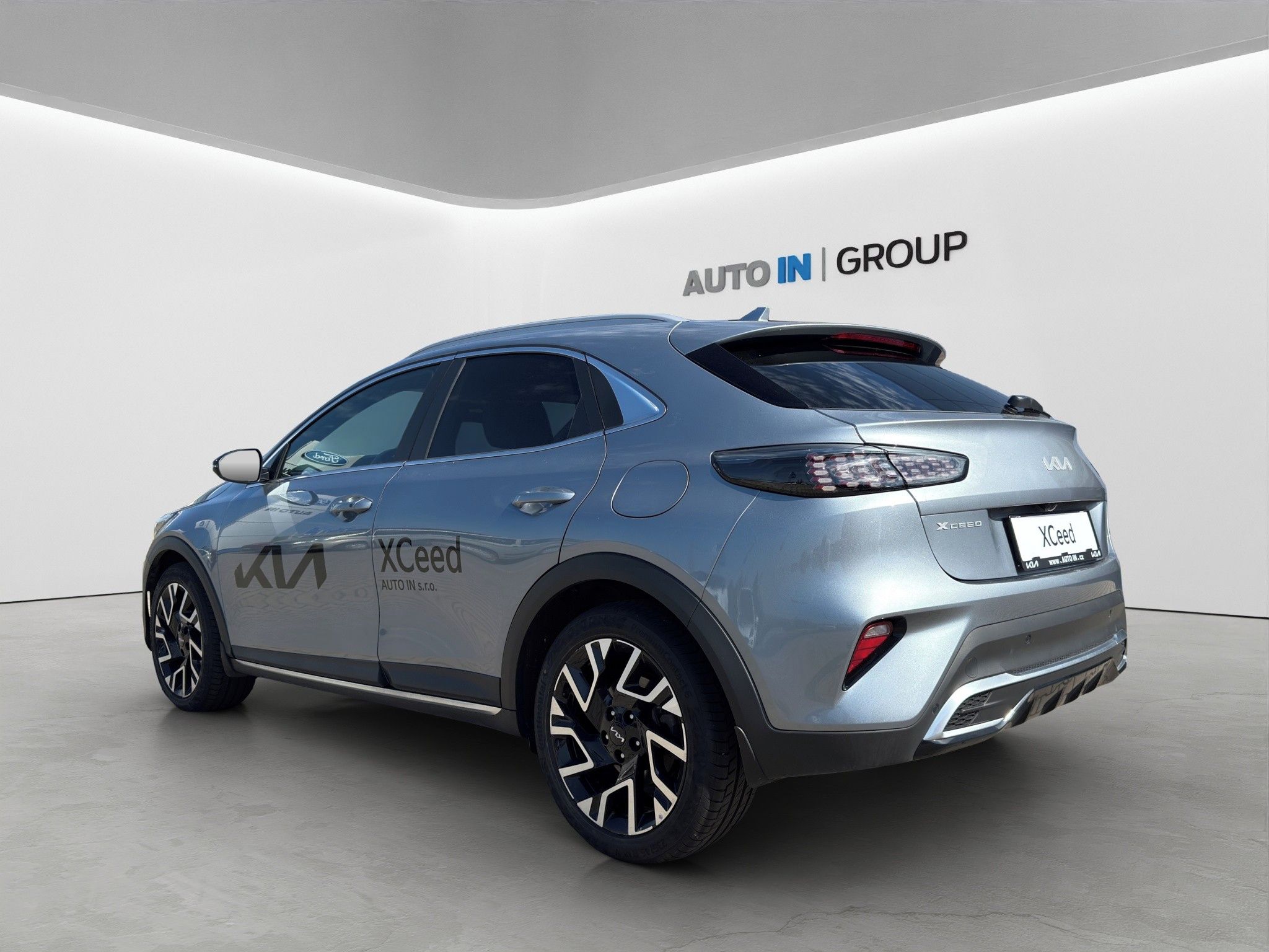 Kia XCee´d, XCeed CD 1,6 T-GDi GPF 7DCT ST - fotka 4
