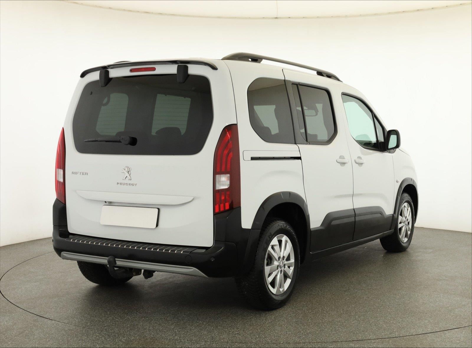 Peugeot Rifter, 1.5 BlueHDi, Allure, 5Míst, ČR - fotka 5