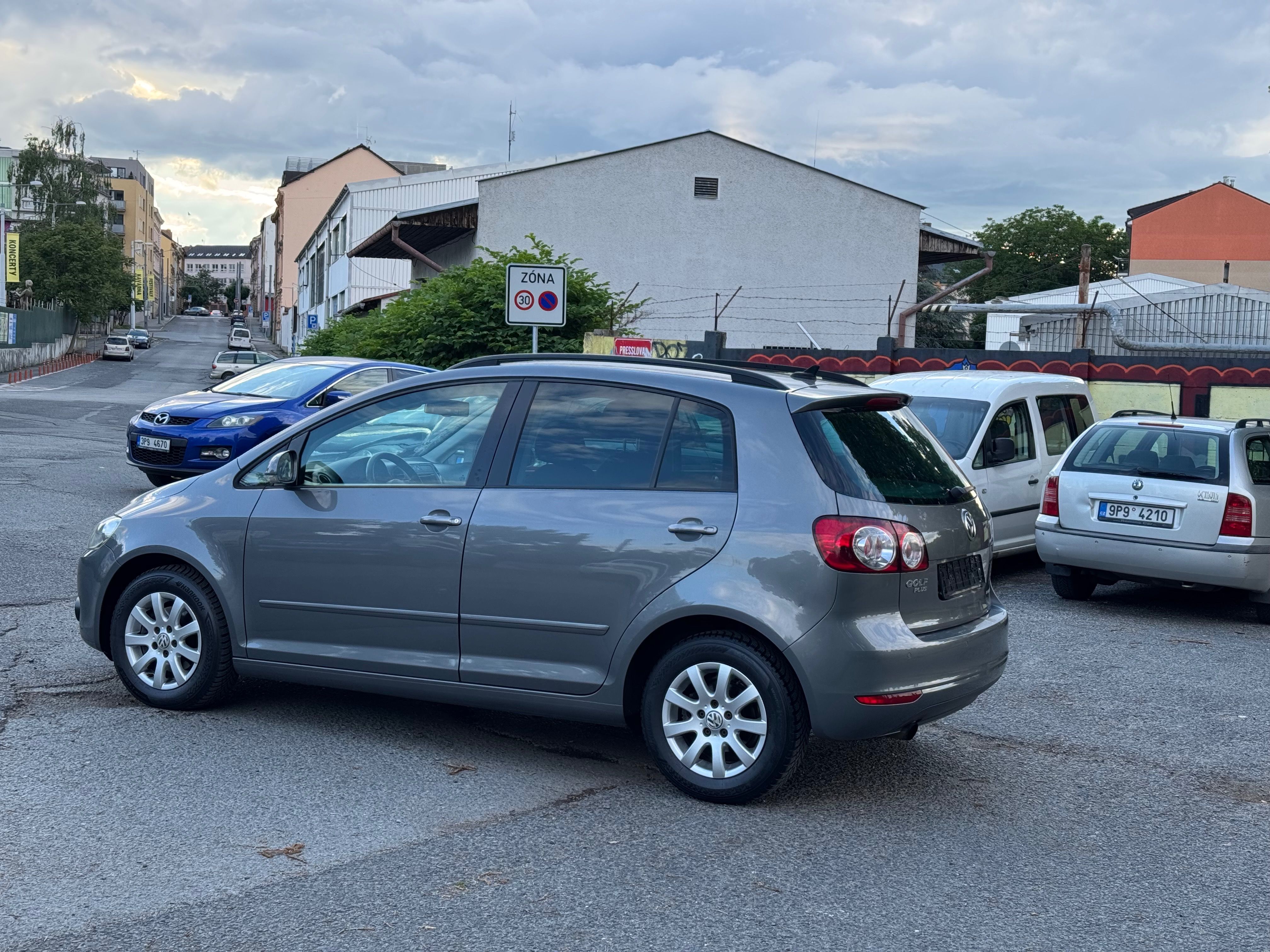 Volkswagen Golf Plus, 1.6TDI 77Kw manuál - fotka 6