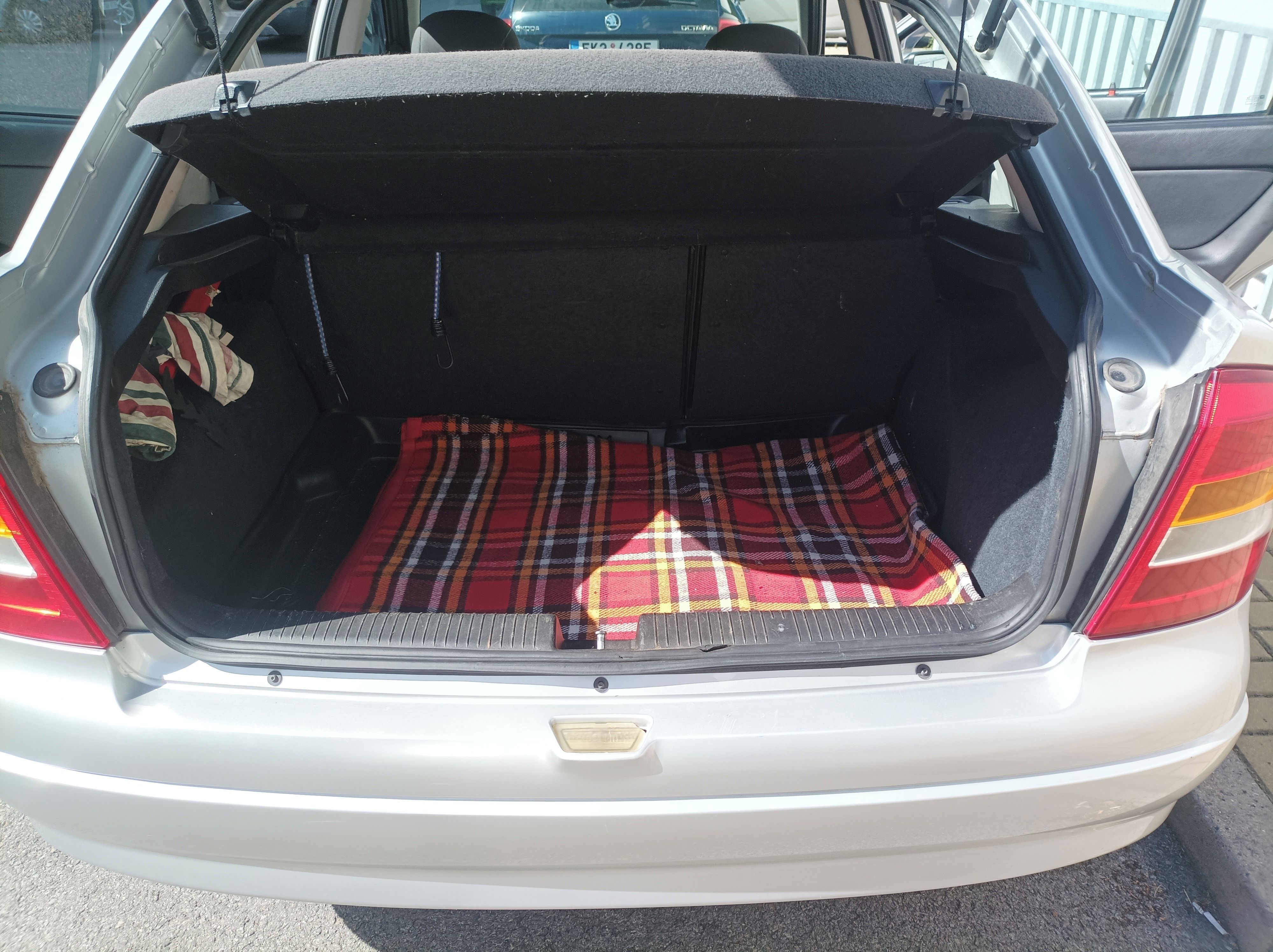 Opel Astra, typ G ; 1,4+LPG - fotka 5