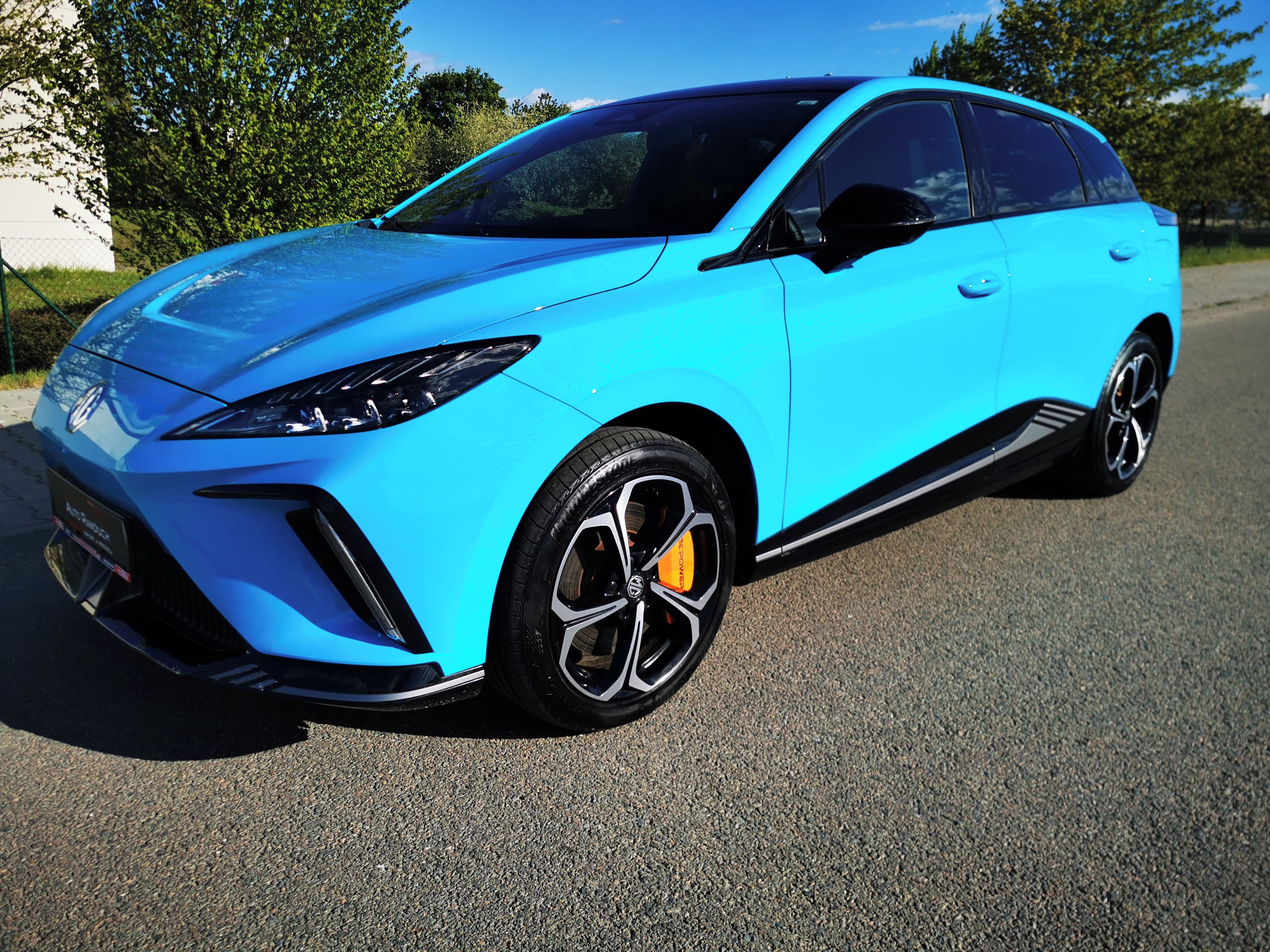 MG MG4, X- POWER 320kw Super Stav