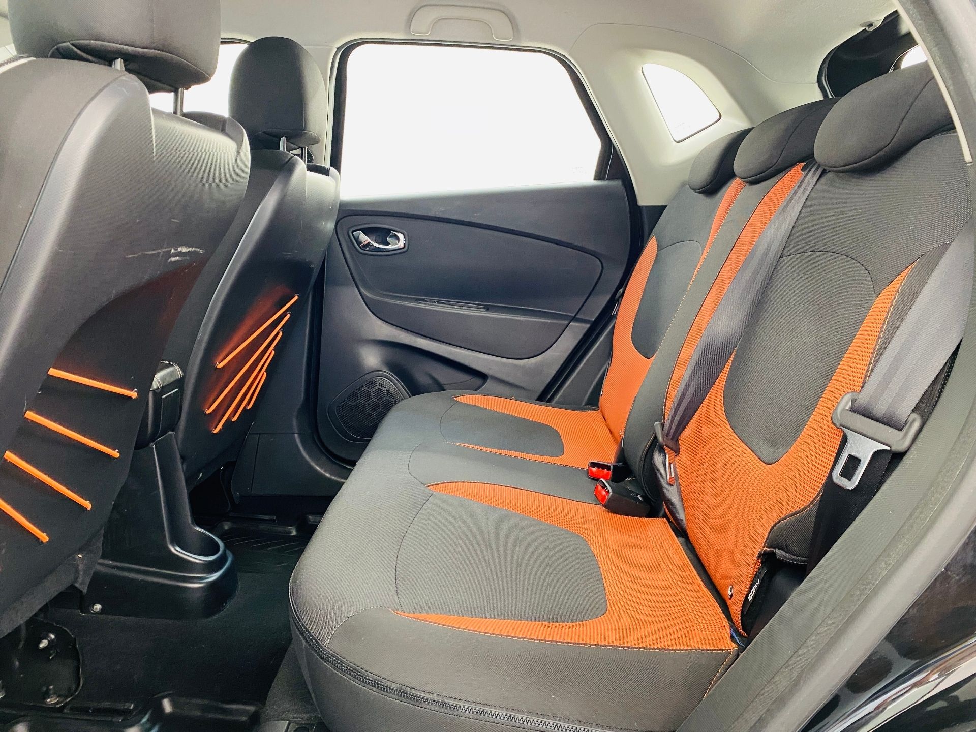 Renault Captur, 1.5 dCi 66 kW Navi - fotka 6