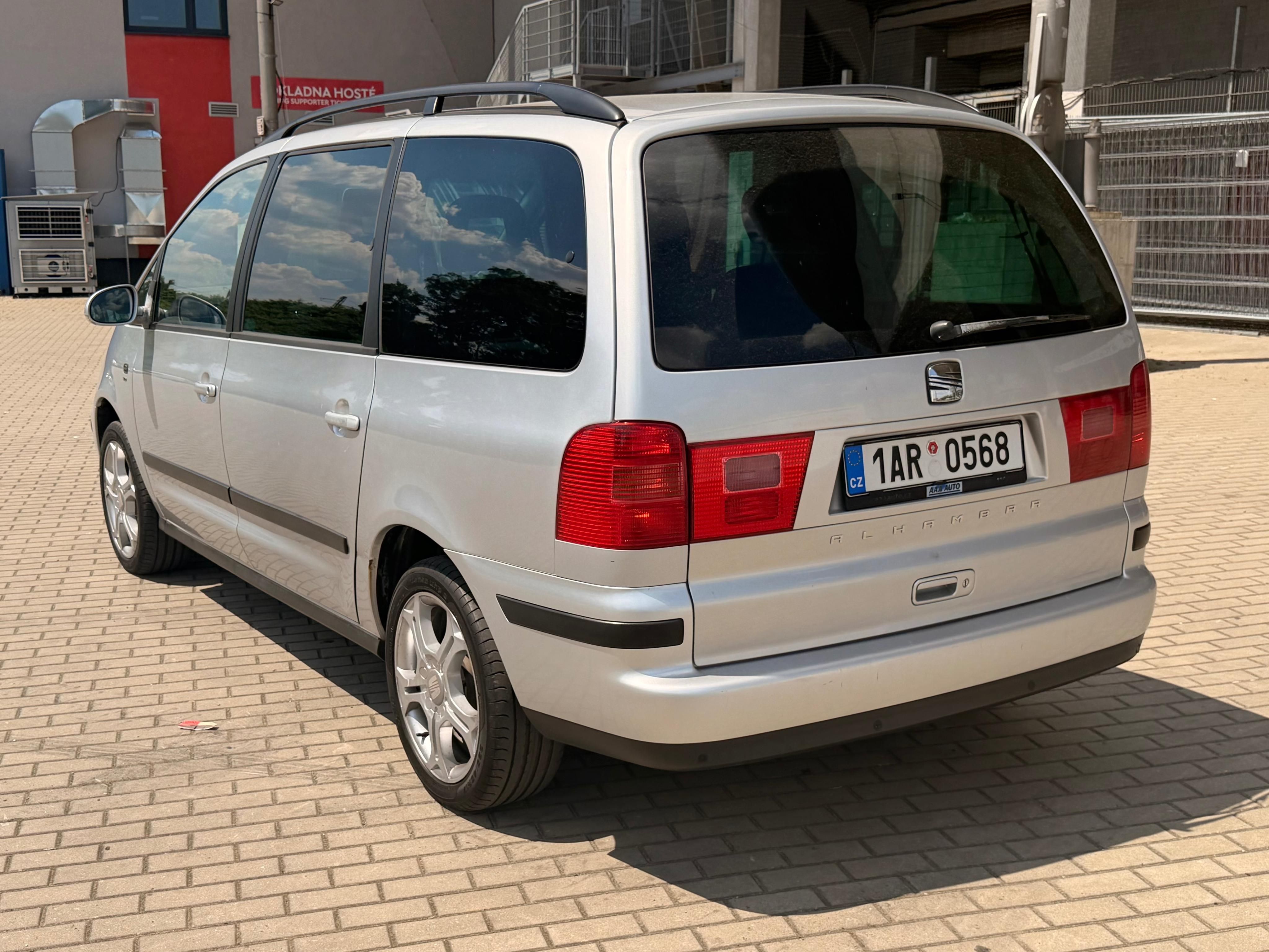 Seat Alhambra, 2.0TDi 103kw Původ ČR 7míst - fotka 3