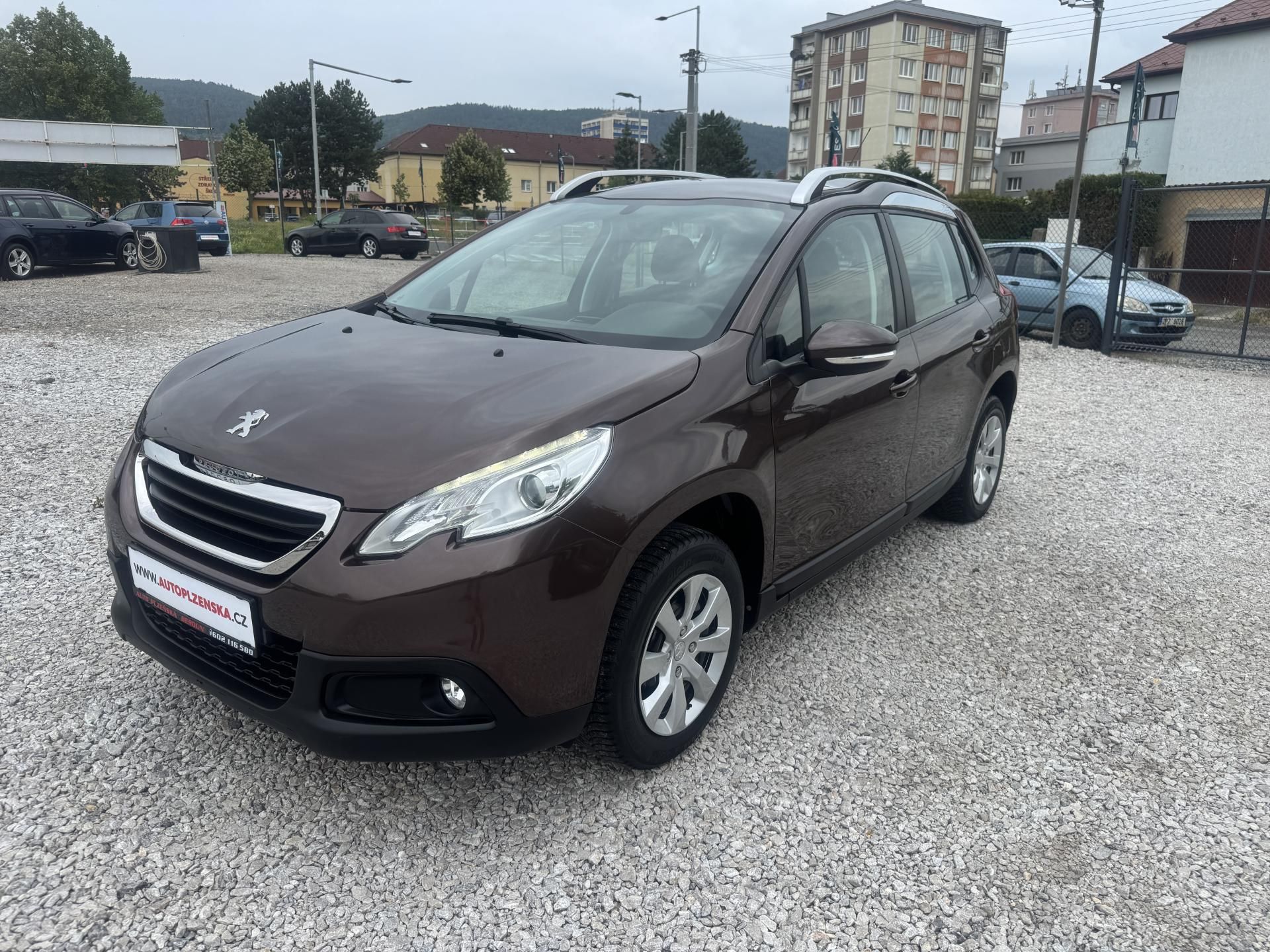 Peugeot 2008, 1,2(60KW), ČR - fotka 2