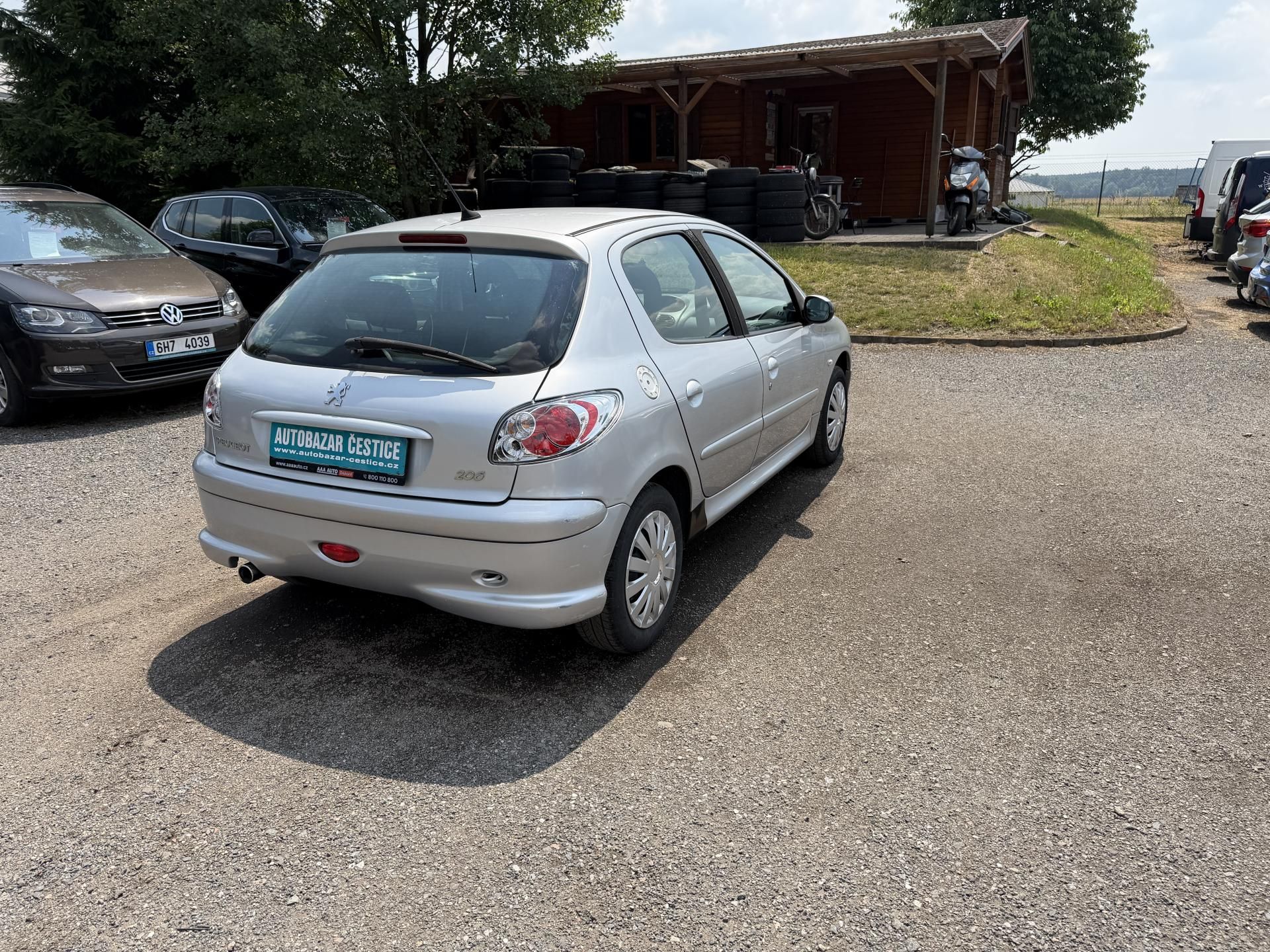 Peugeot 206, 1.4i - fotka 6