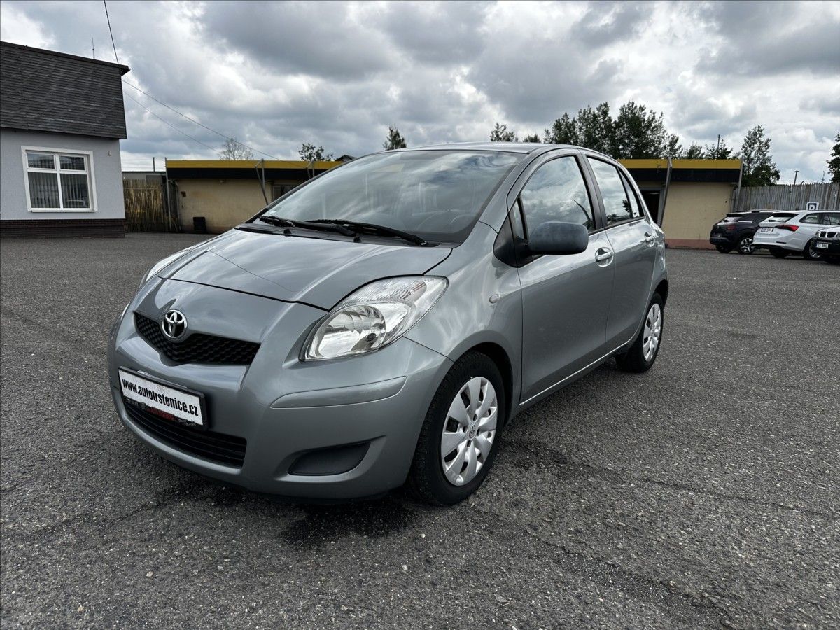 Toyota Yaris, 1,3 i-MÁLO KM-KLIMA-CEBIA