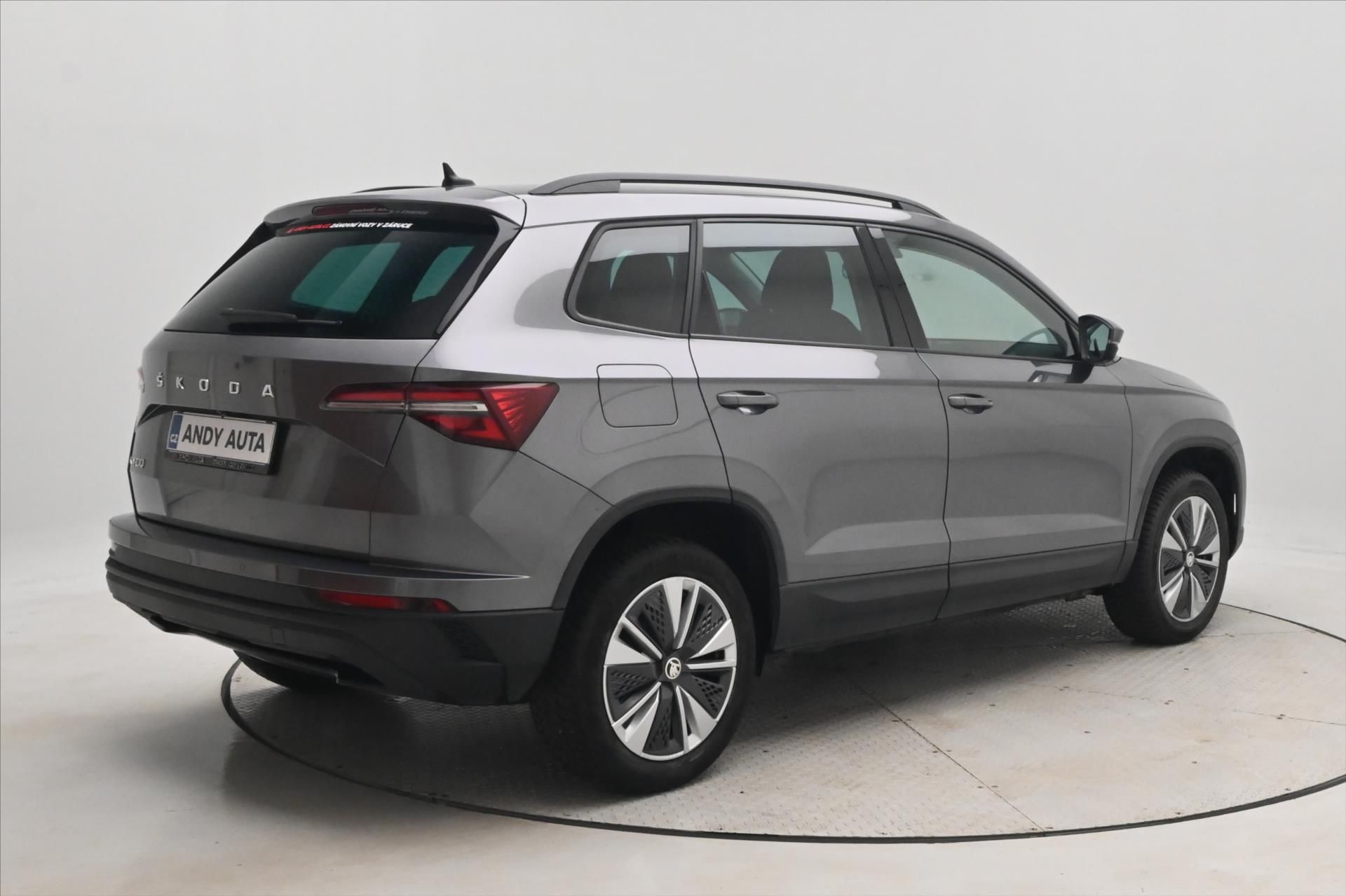 Škoda Karoq, 2,0 TDI 85kW DSG Ambition VŮZ - fotka 5