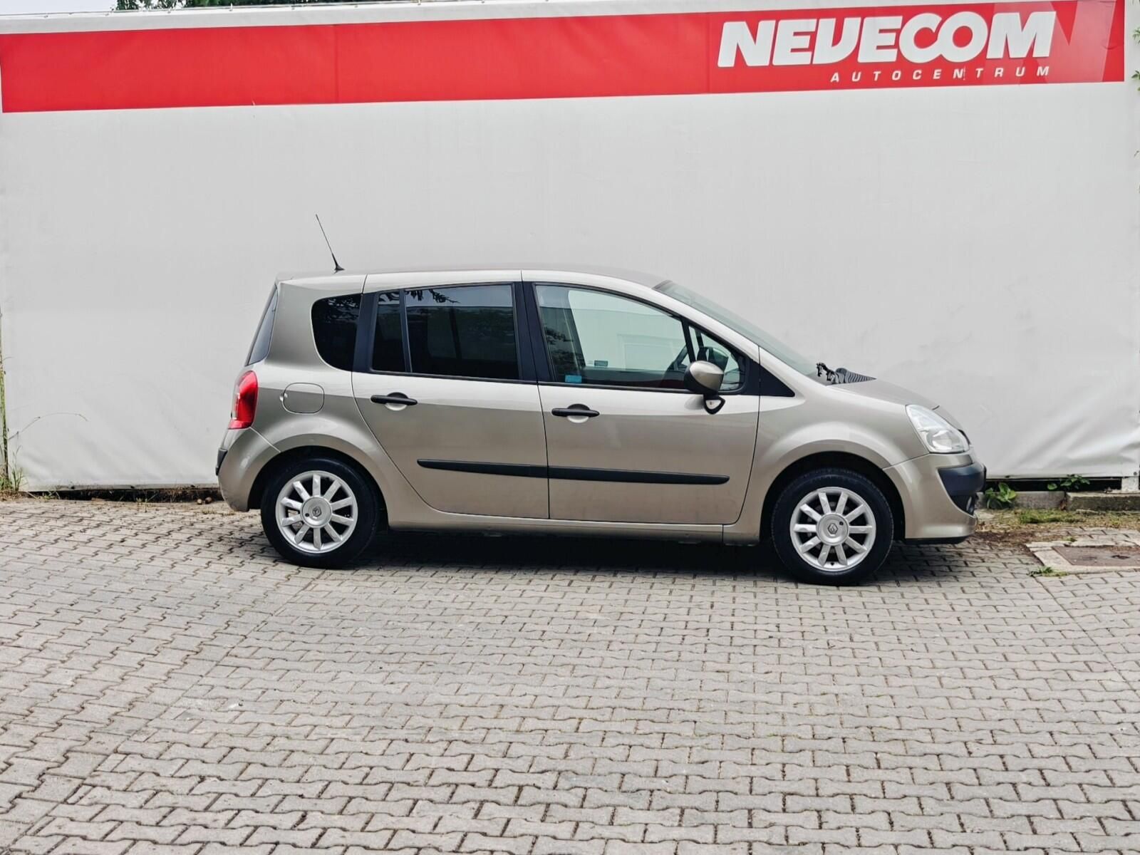 Renault Modus, 1,2 16V 55 kW Alur - fotka 3