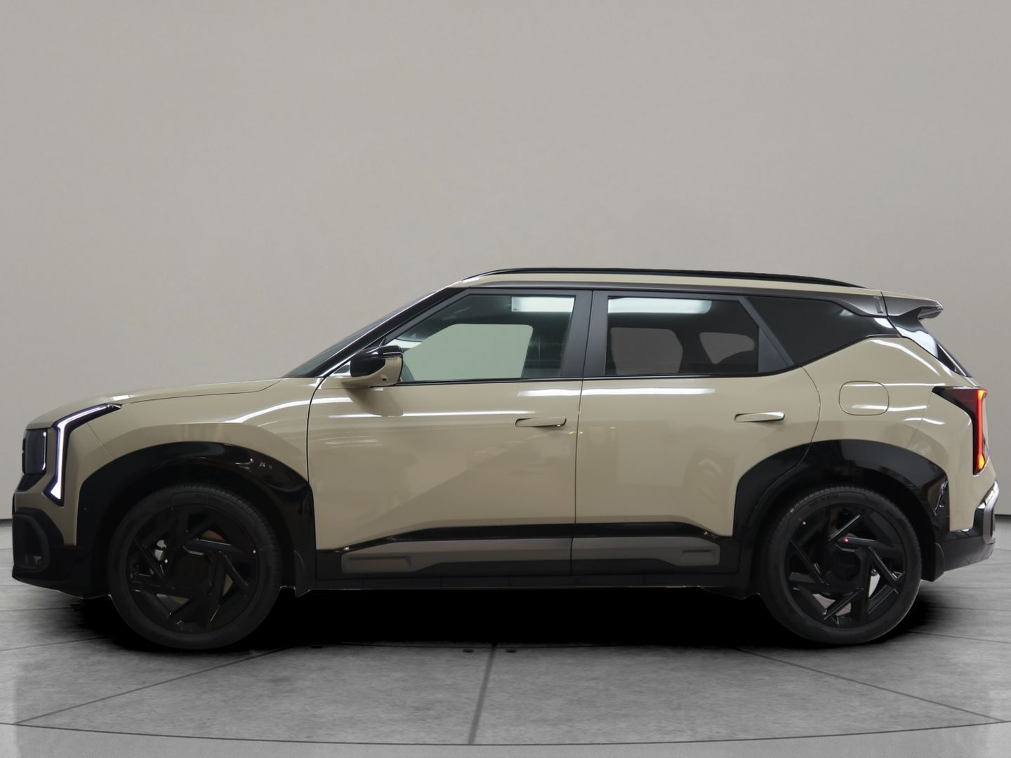 Kia, X-line - Vůz ve výrobě - fotka 5