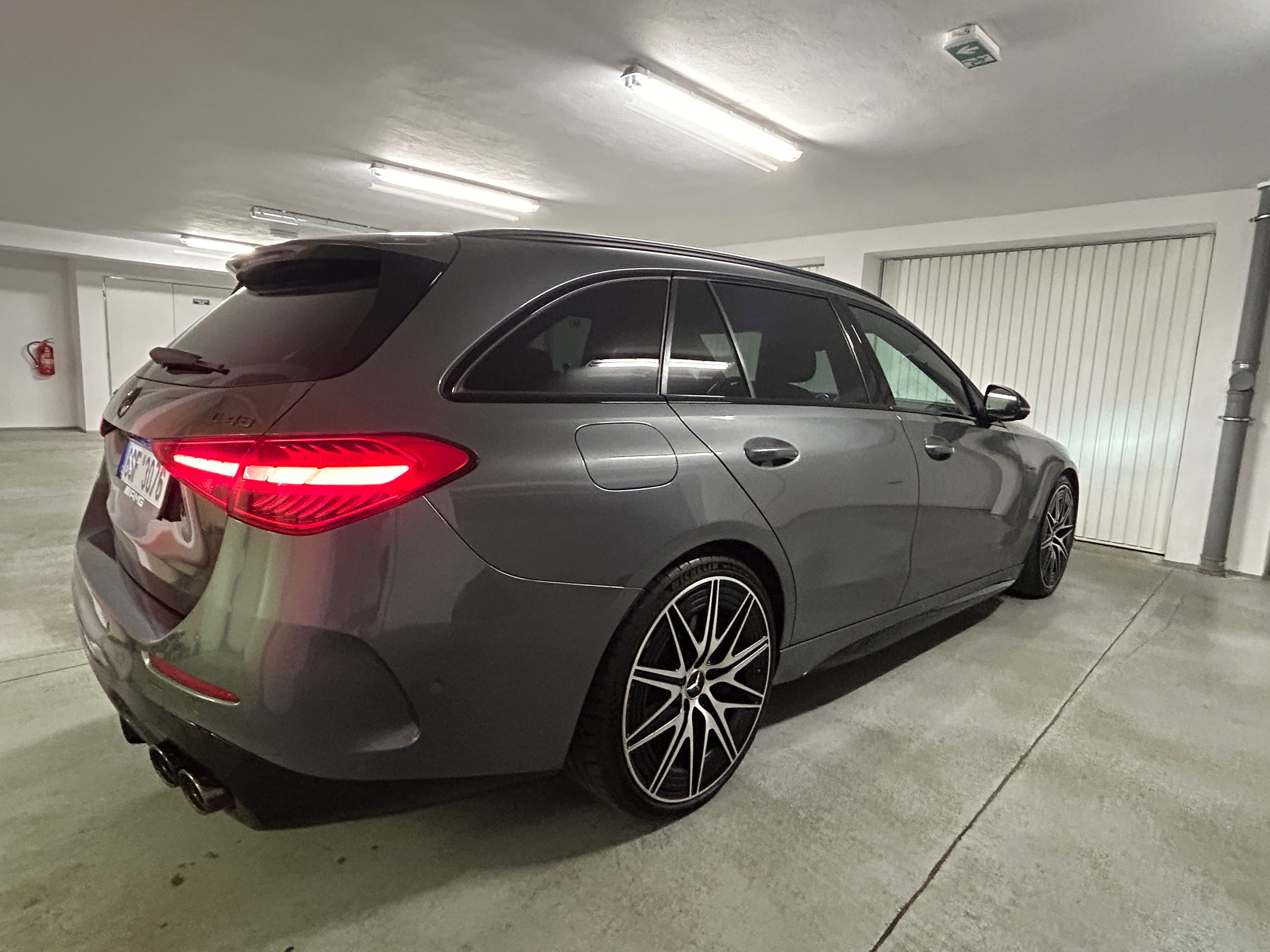 Mercedes-Benz Třídy C, 43 AMG,4M,nehav.TOP - fotka 4