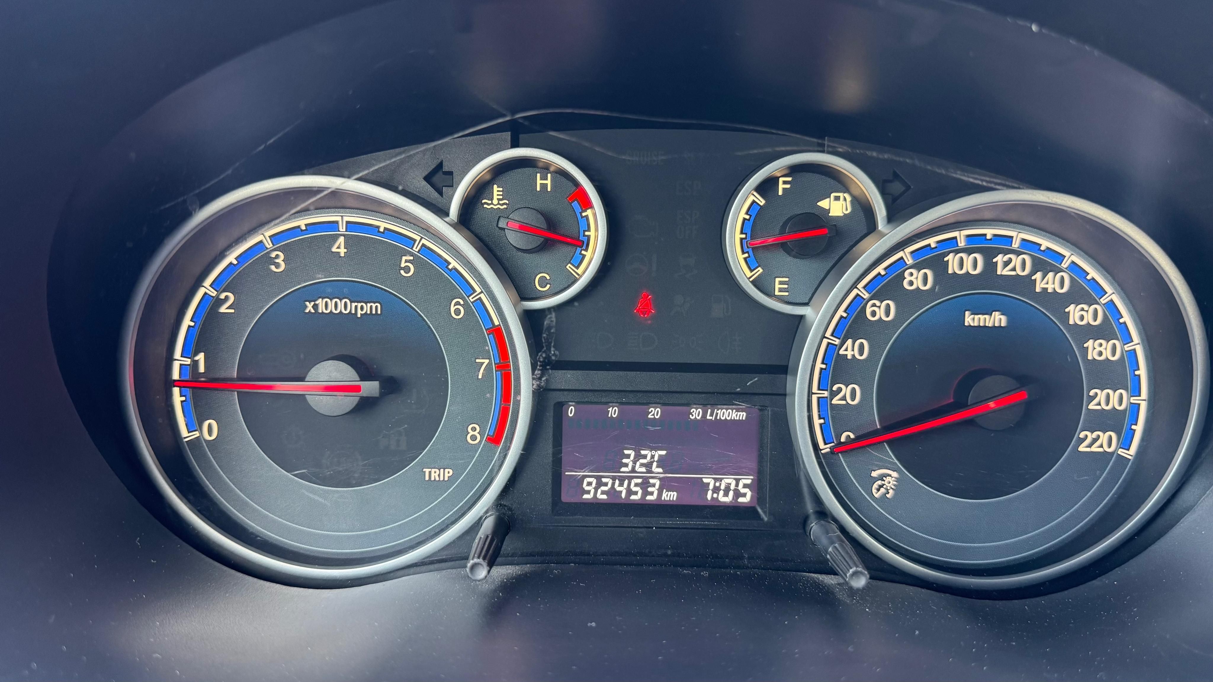 Suzuki SX4, SUZUKI SX4,1.6, 88KW - fotka 5
