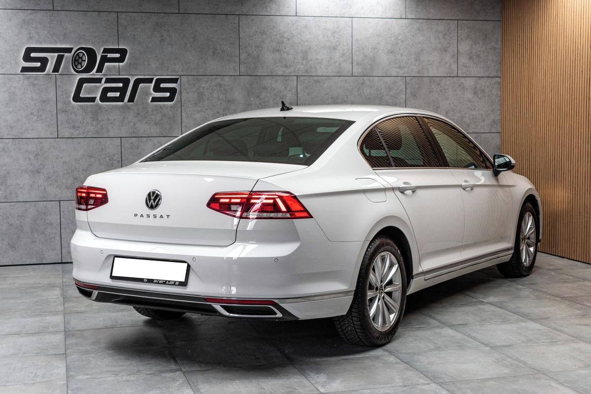 Volkswagen Passat, 1.5 TSI ELEGANCE*DSG*DPH*ČR 1M - fotka 6
