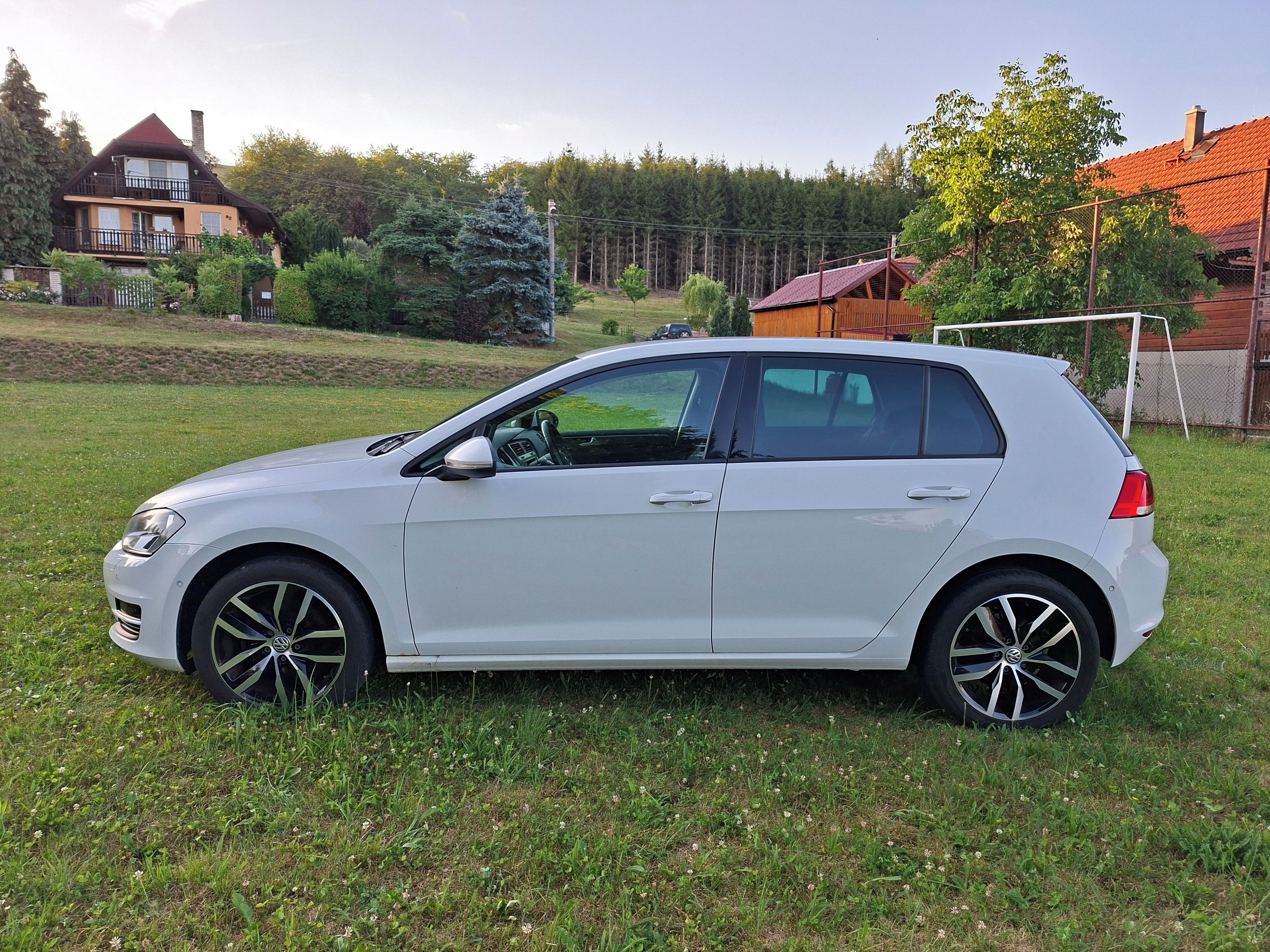 Volkswagen Golf, 1.2 TSi najeto 138.000 KM - fotka 6