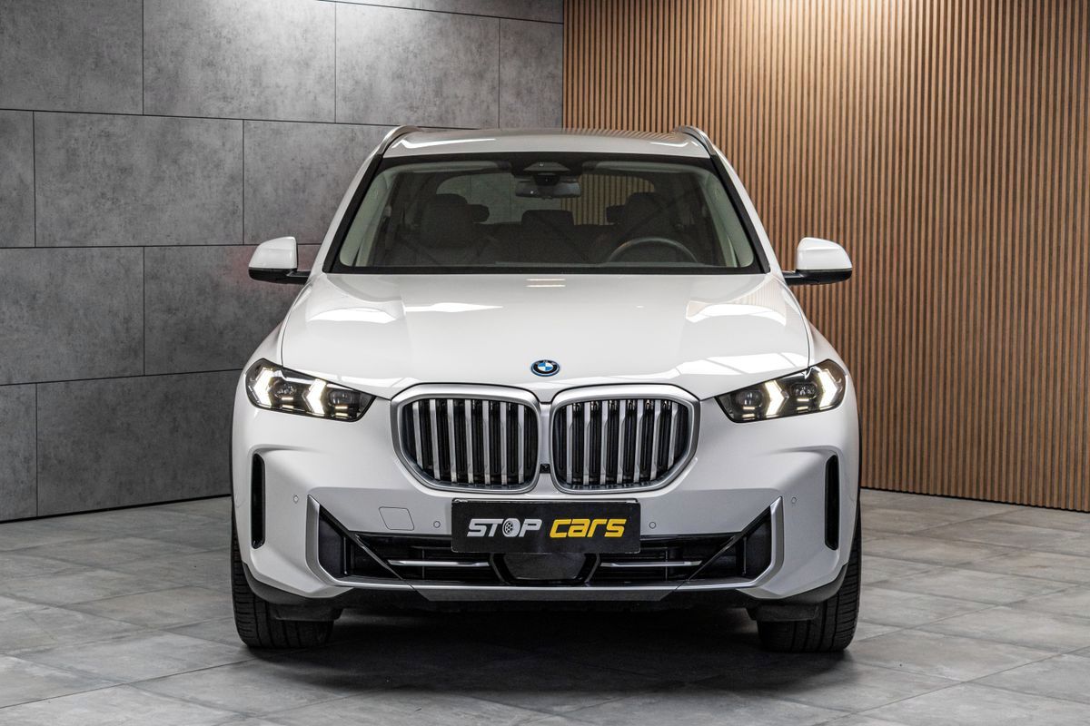 BMW X5, xDrive50e ZÁRUKA*AIR*TANŽÉ*ČR - fotka 2