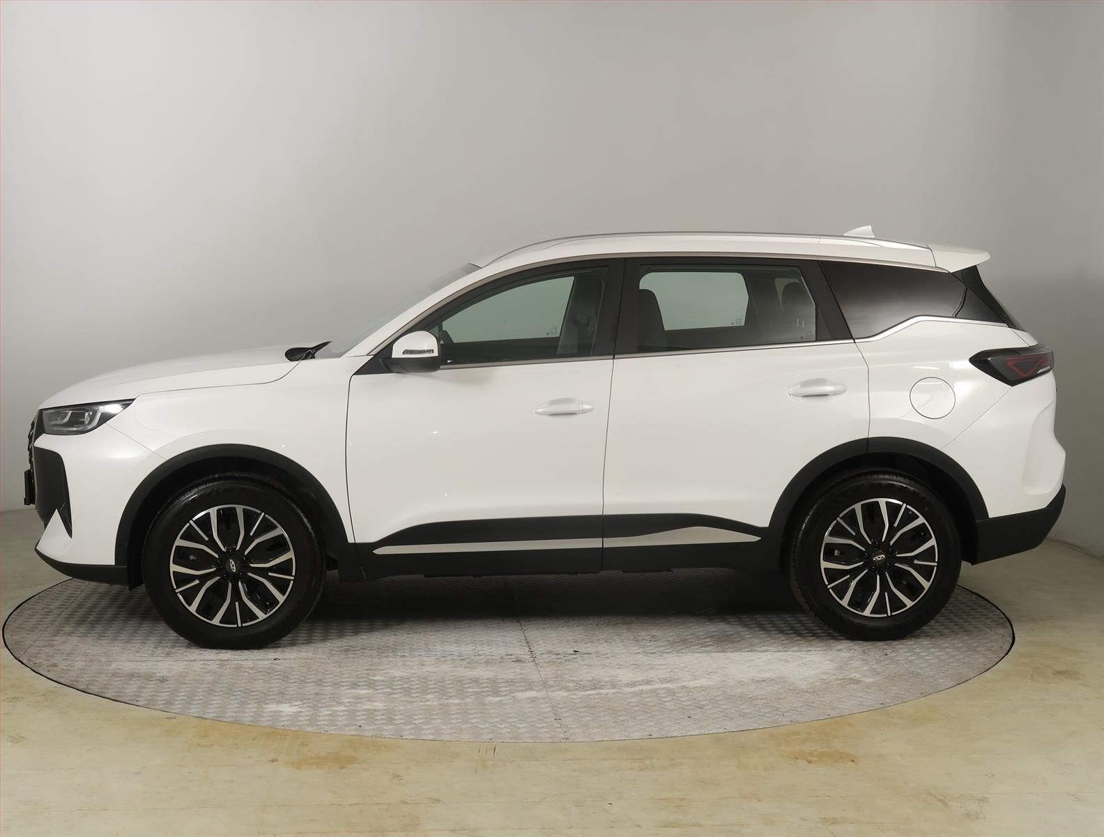 Chery Tiggo 7, 1.6 TGDI, Comfort, COMFORT - fotka 3
