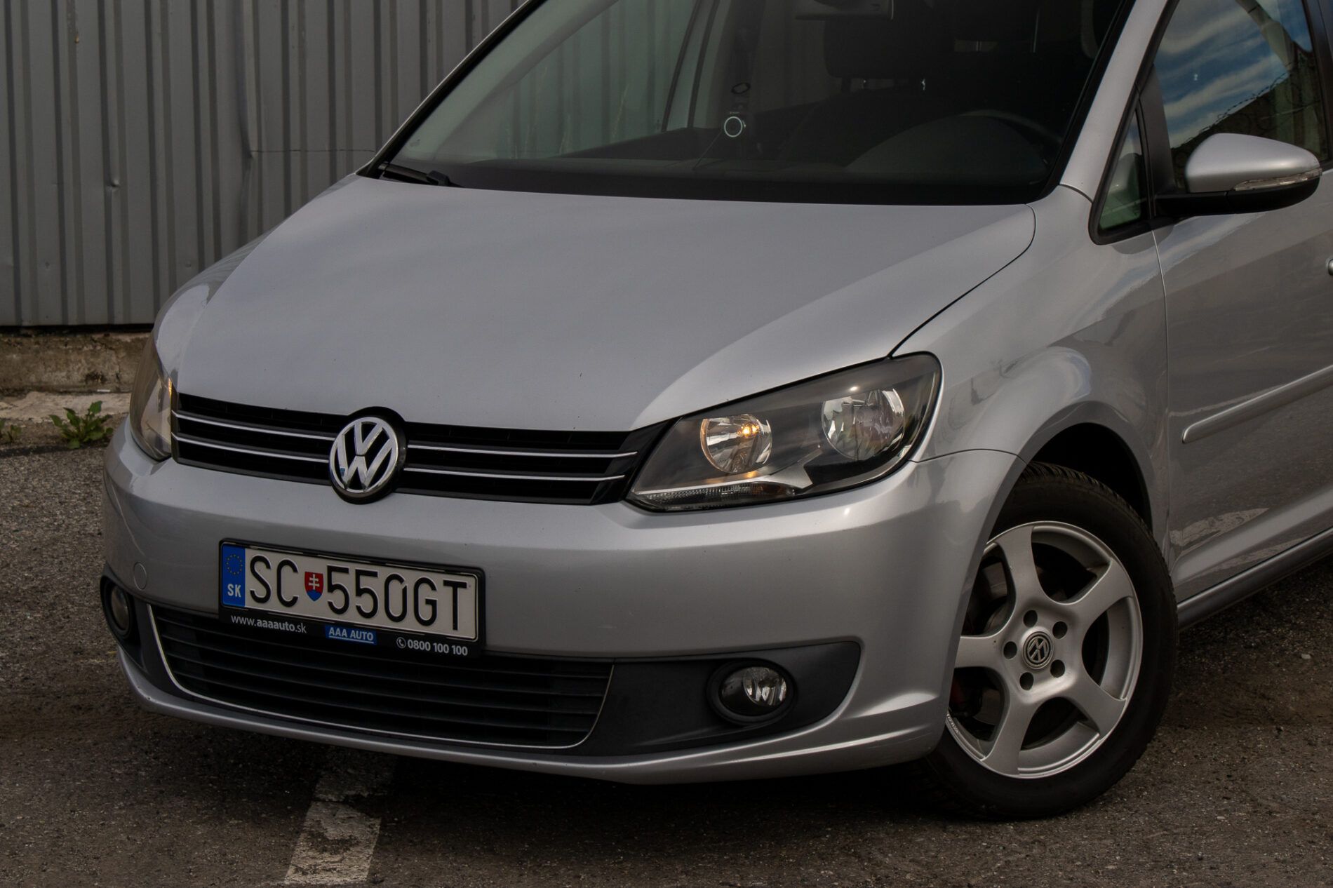 Volkswagen Touran - fotka 2