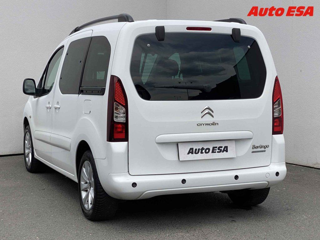Citroën Berlingo, 1.2T,navi - fotka 6