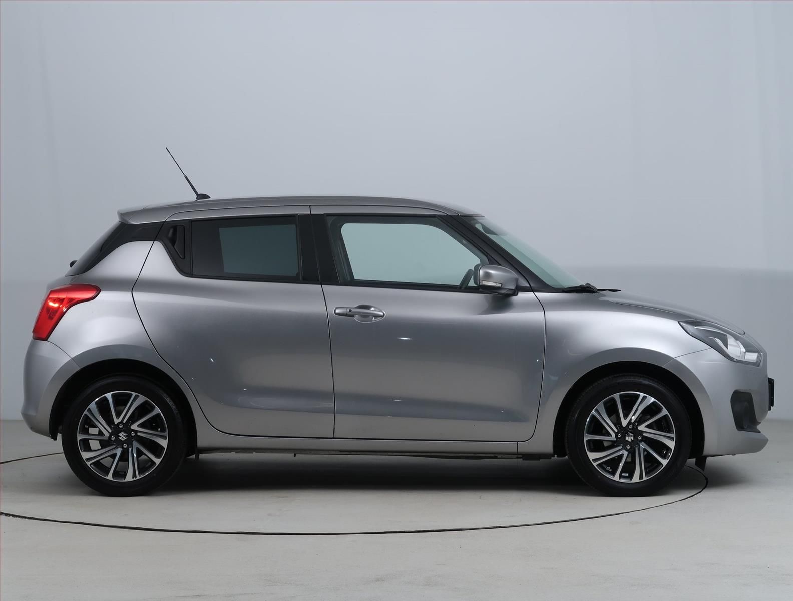 Suzuki Swift, 1.2, Serv.kniha, Navi - fotka 6