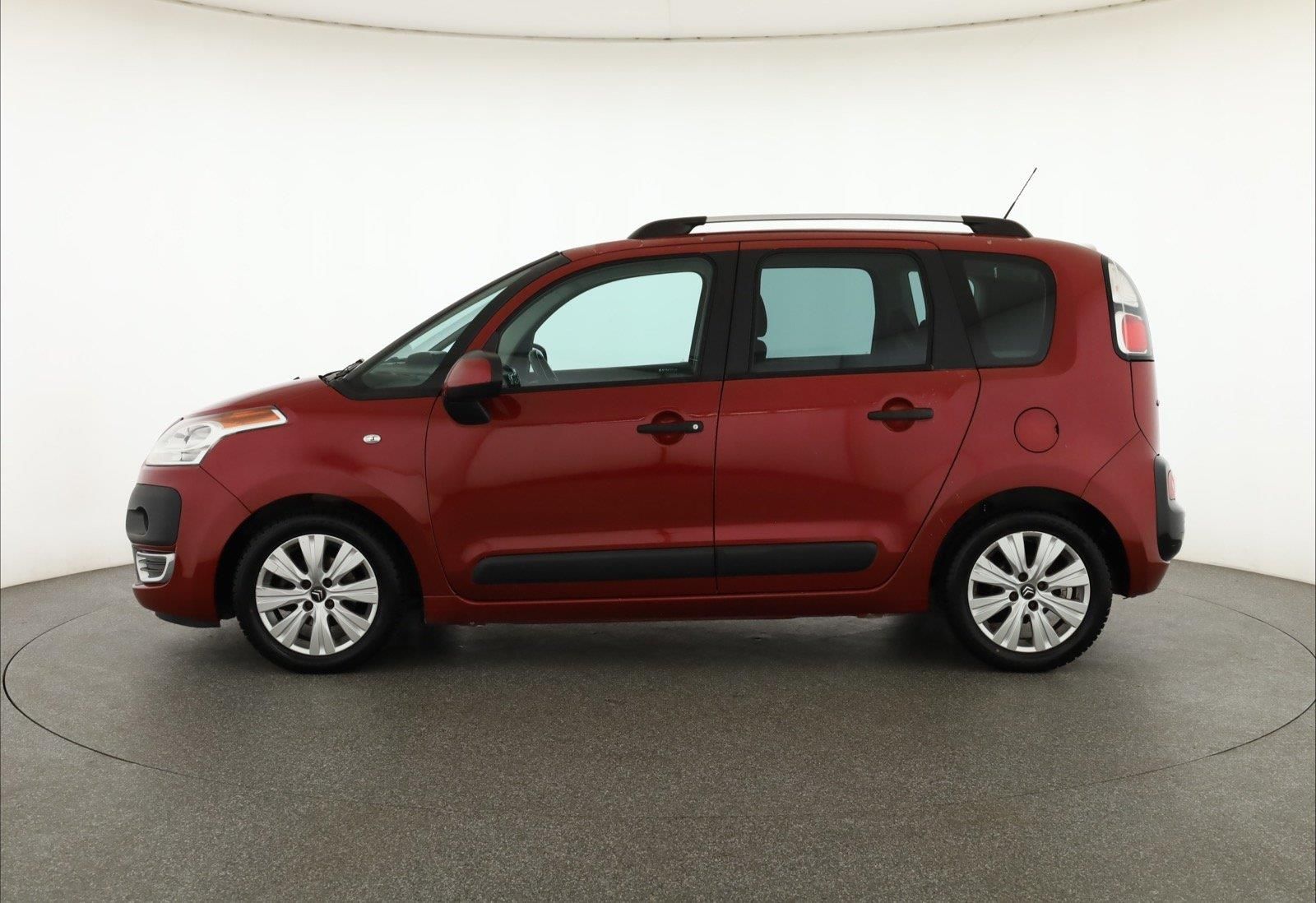 Citroën C3 Picasso, 1.4 i, Parkovací asistent - fotka 3