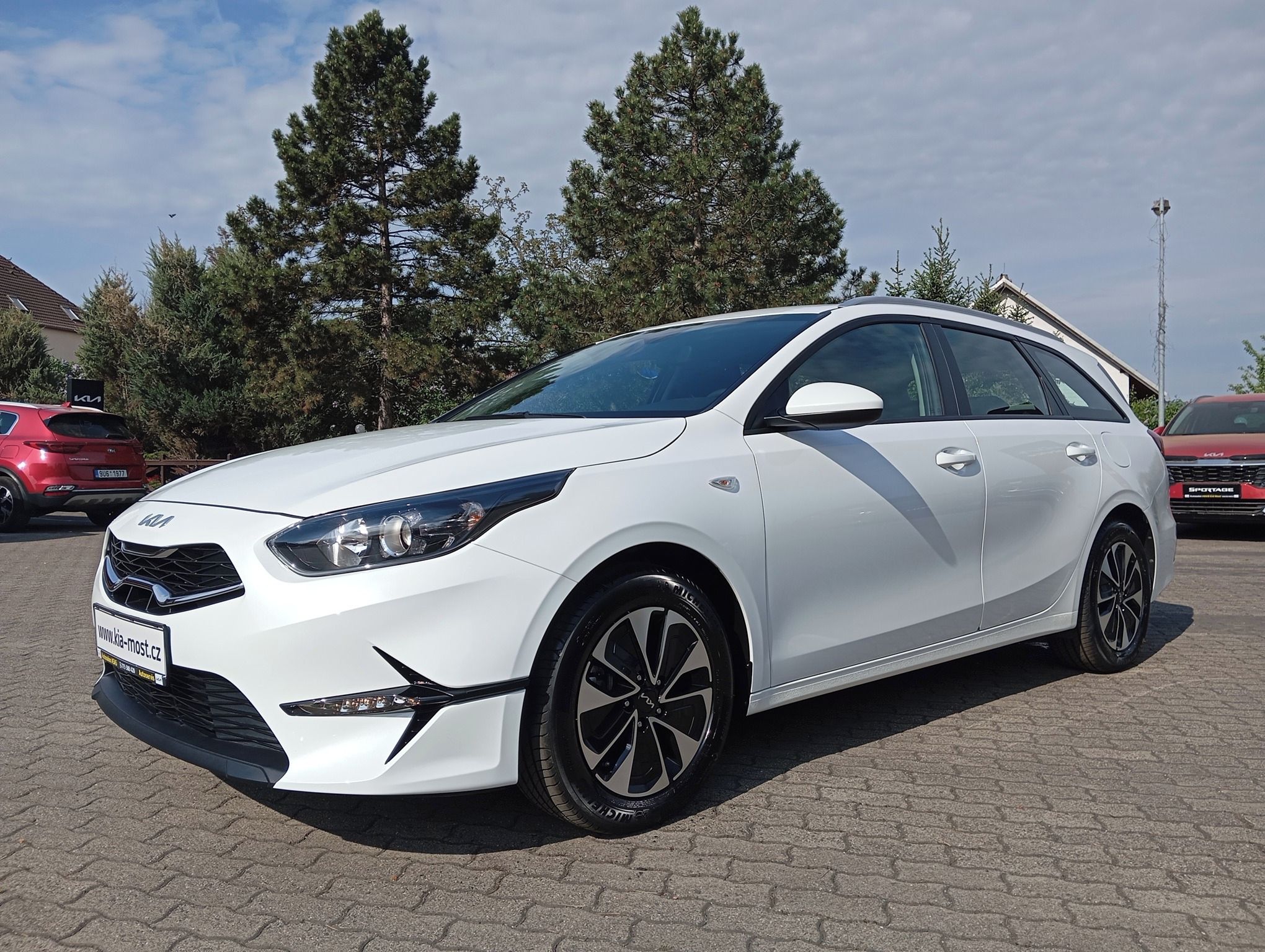 Kia Cee´d SW, 1.5 T-GDi SPIN 2025 SLEVA - fotka 4