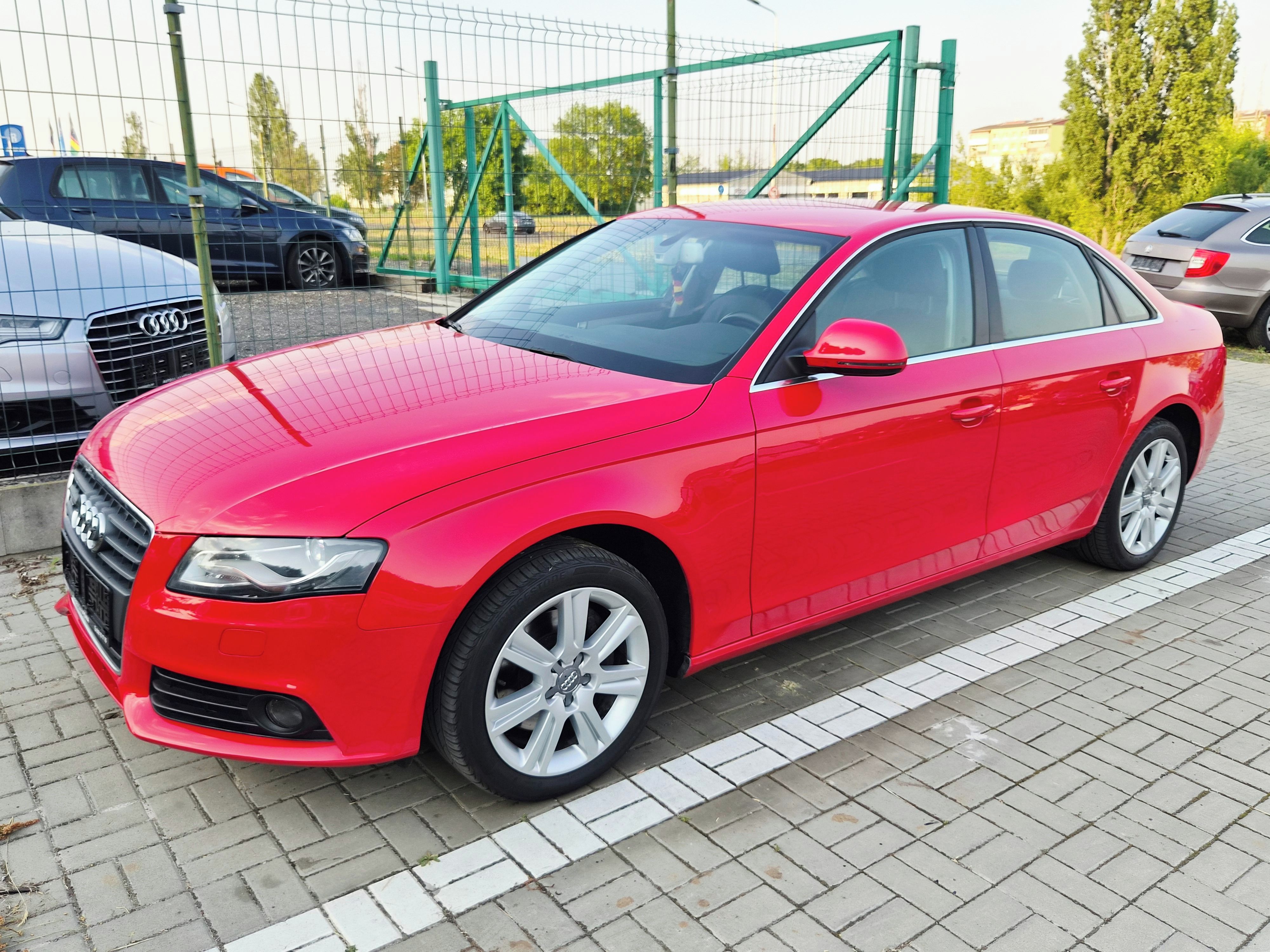 Audi A4, 2.0 i  - 140000 KM - fotka 2