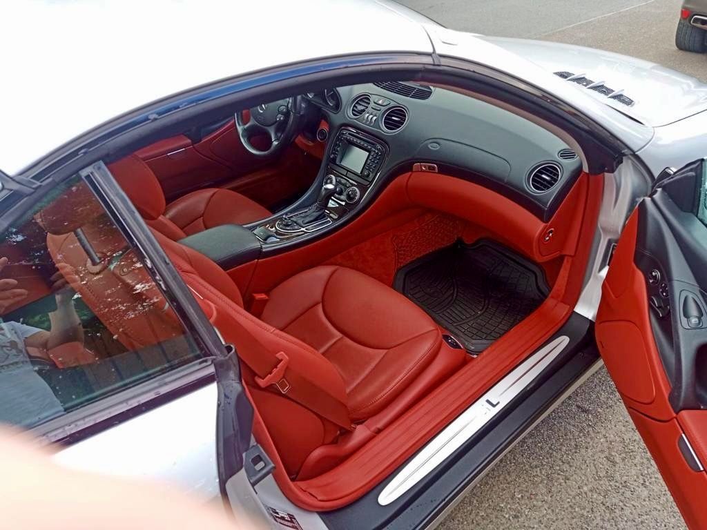 Mercedes-Benz SL, Mercedes SL500 r.v. 2002 - fotka 3