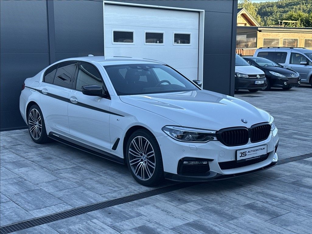 BMW Řada 5, 530d 265PS  M Performance 4x4 - fotka 5