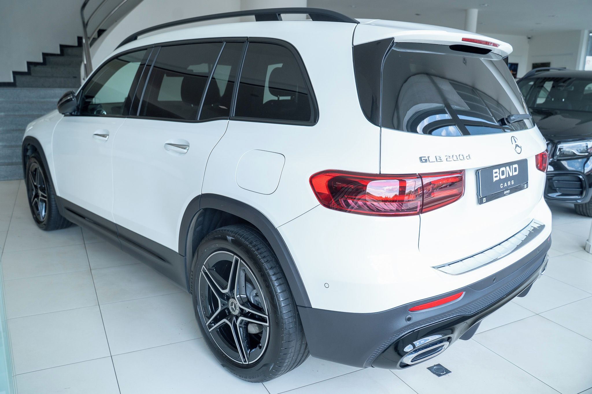 Mercedes-Benz GLB, 200 d 4M/AMG/ESP/MULTIBEAM/TOP - fotka 4