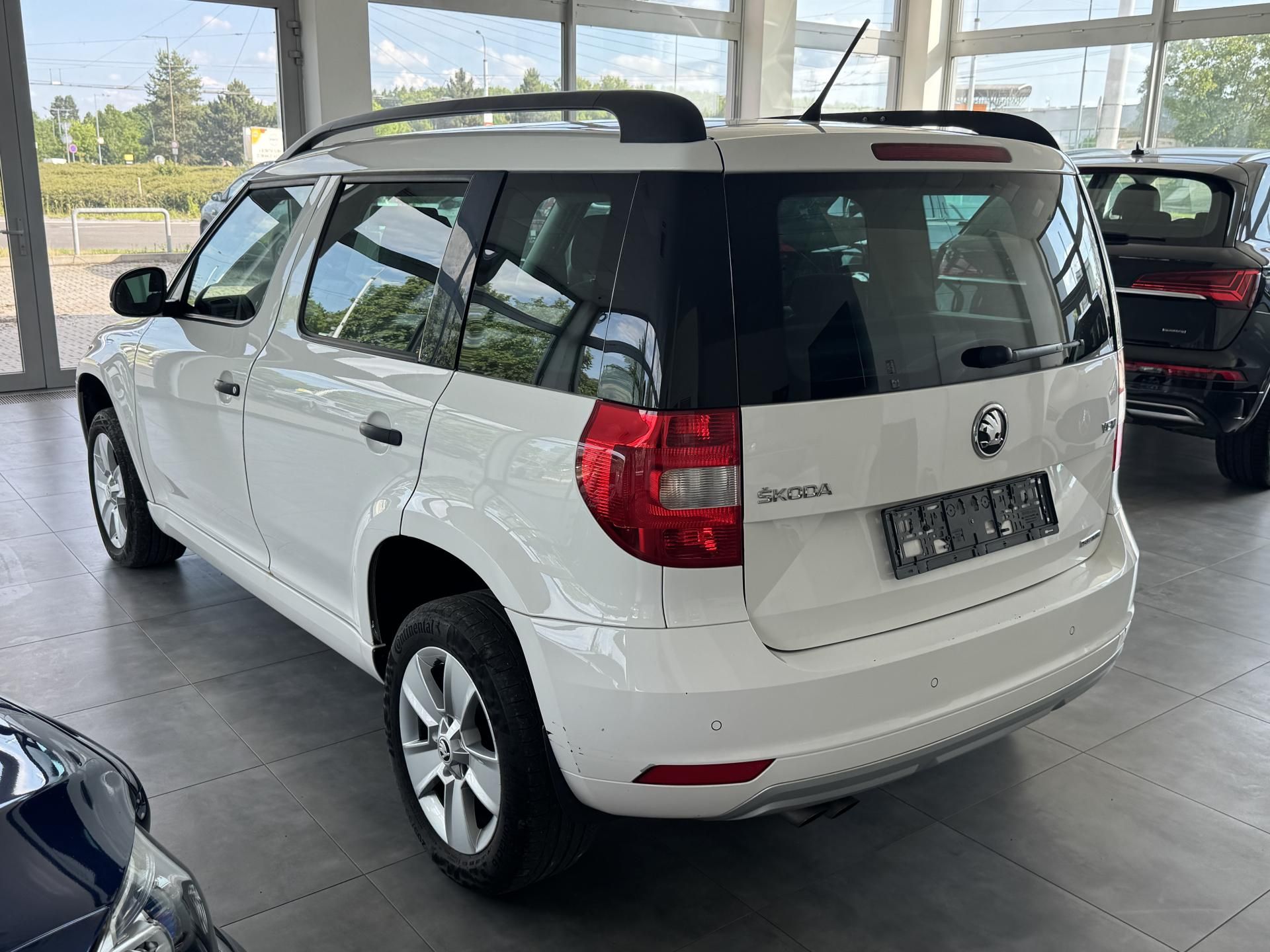 Škoda Yeti, 1,6TDi GREENLINE - fotka 5