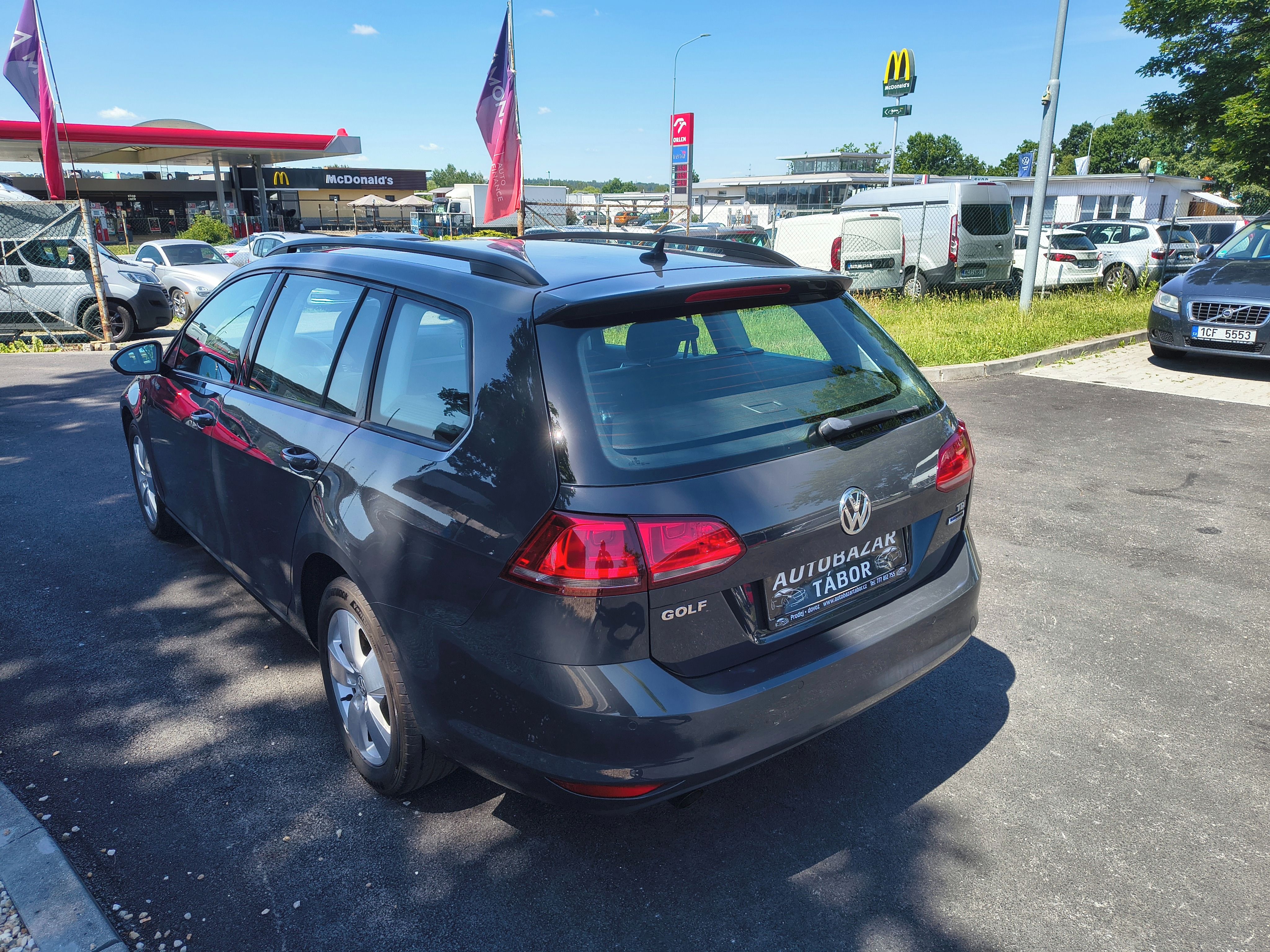 Volkswagen Golf, VII 1.6 TDI Trendline. - fotka 3