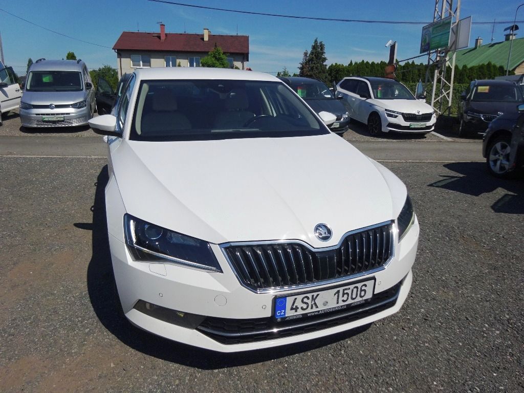 Škoda Superb, III Style 1,8TSI - 1.Maj. - ČR - fotka 2