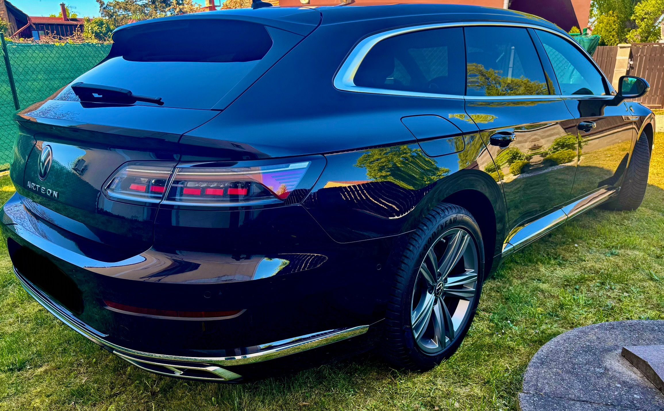 Volkswagen Arteon, R-LINE Shooting Brake 2.0TDI - fotka 4