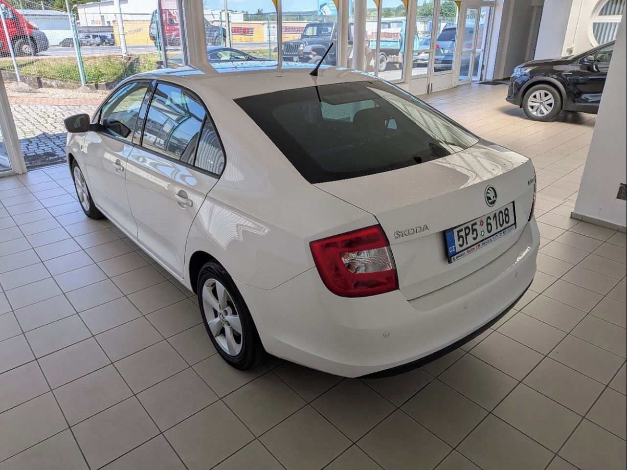 Škoda Rapid, Action 1,2 TSI 63 kW - fotka 4