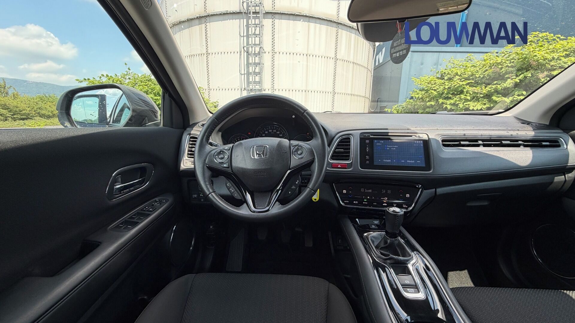 Honda HR-V, 1.5 i-VTEC Elegance - fotka 5
