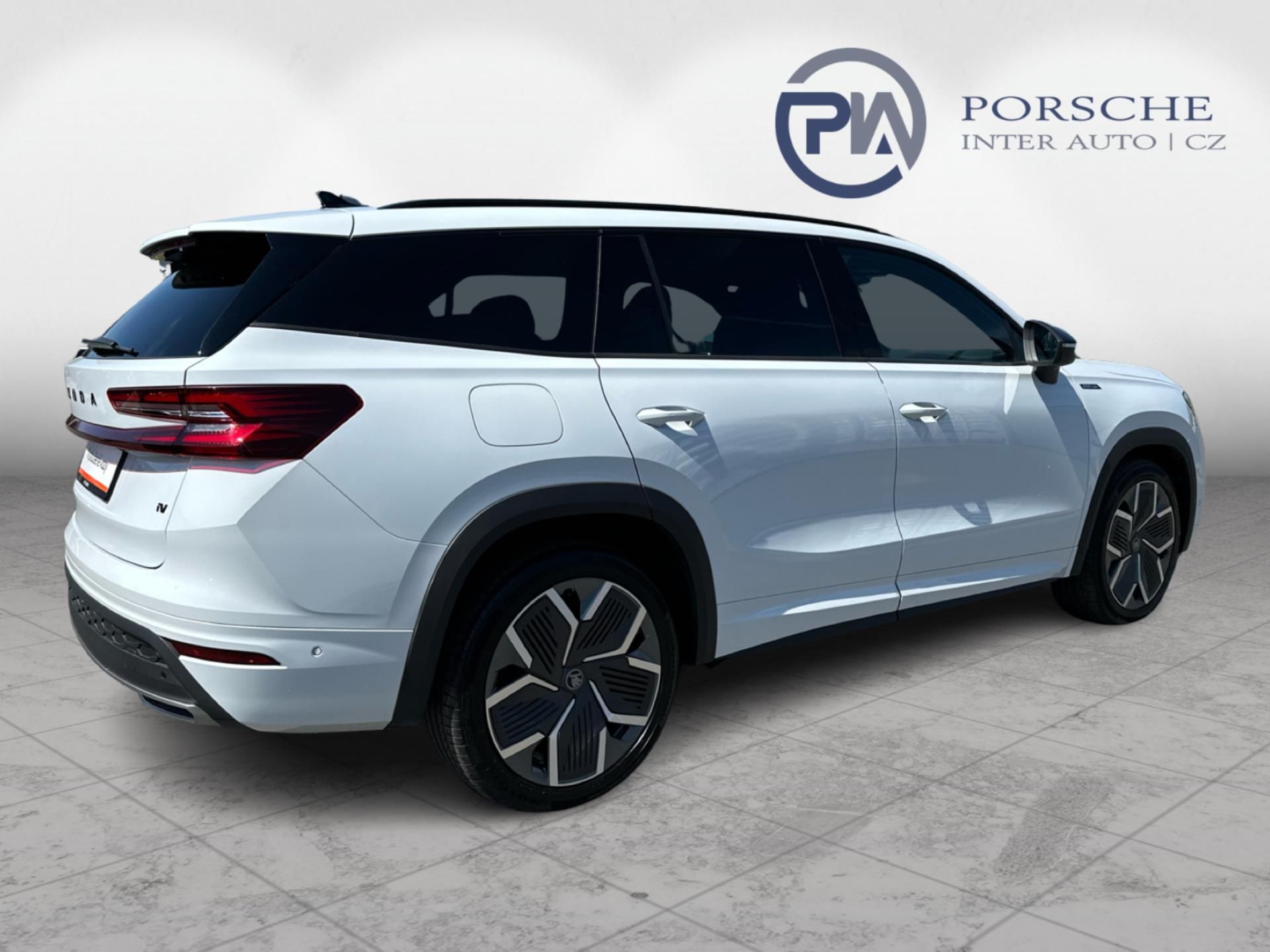 Škoda Kodiaq, iV 1,5 TSI / 150 kW Sportline - fotka 6