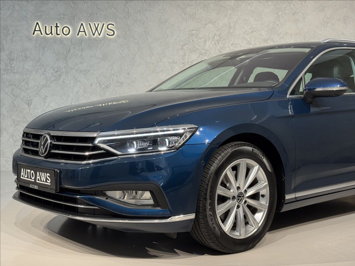 Volkswagen Passat, 2,0 TSi  DSG Elegance Virtual - fotka 4