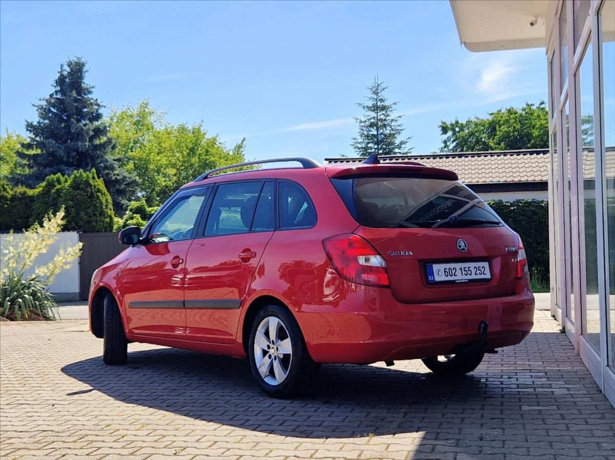 Škoda Fabia, 1,2 TSI STŘE.OKNO KLIMA ZIMAKY - fotka 3