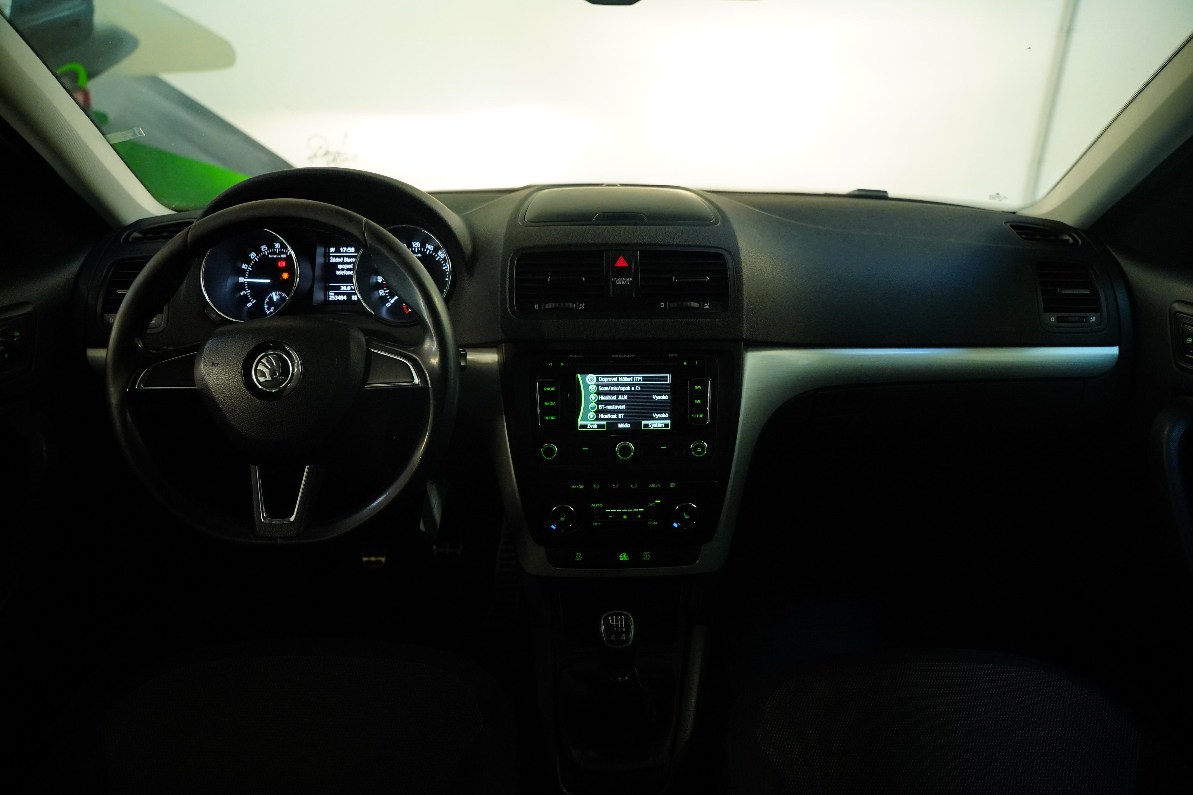 Škoda Yeti, 2.0 TDI 81 kW 4x4 Ambition - fotka 5