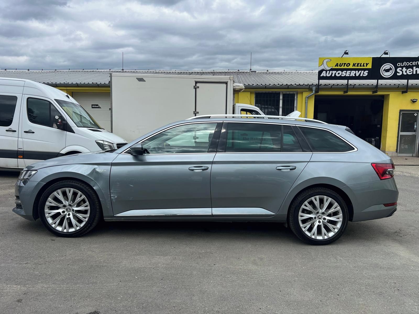 Škoda Superb, iV L&K 1.4 115 kW hybrid - fotka 4