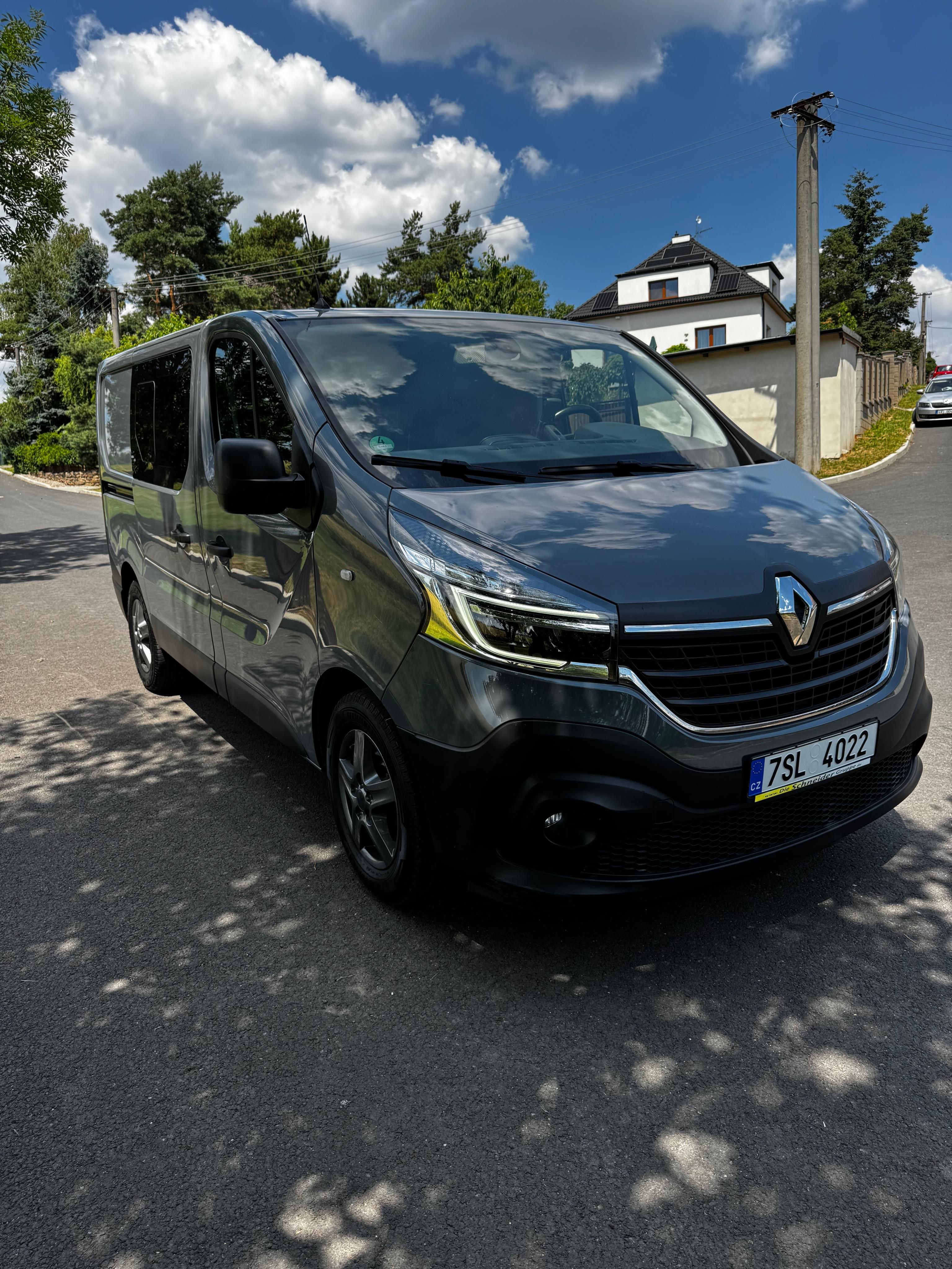 Renault Trafic, 2.0 dCi 107kW Automat - fotka 3