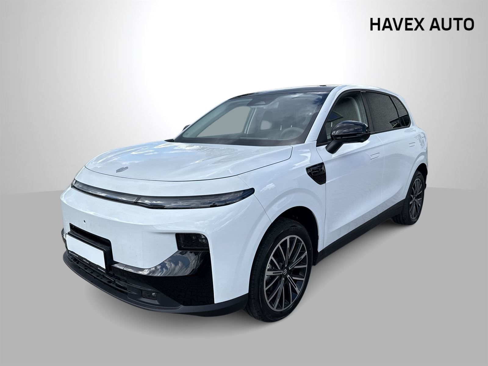 Leapmotor B10, DESIGN HYBRID EV