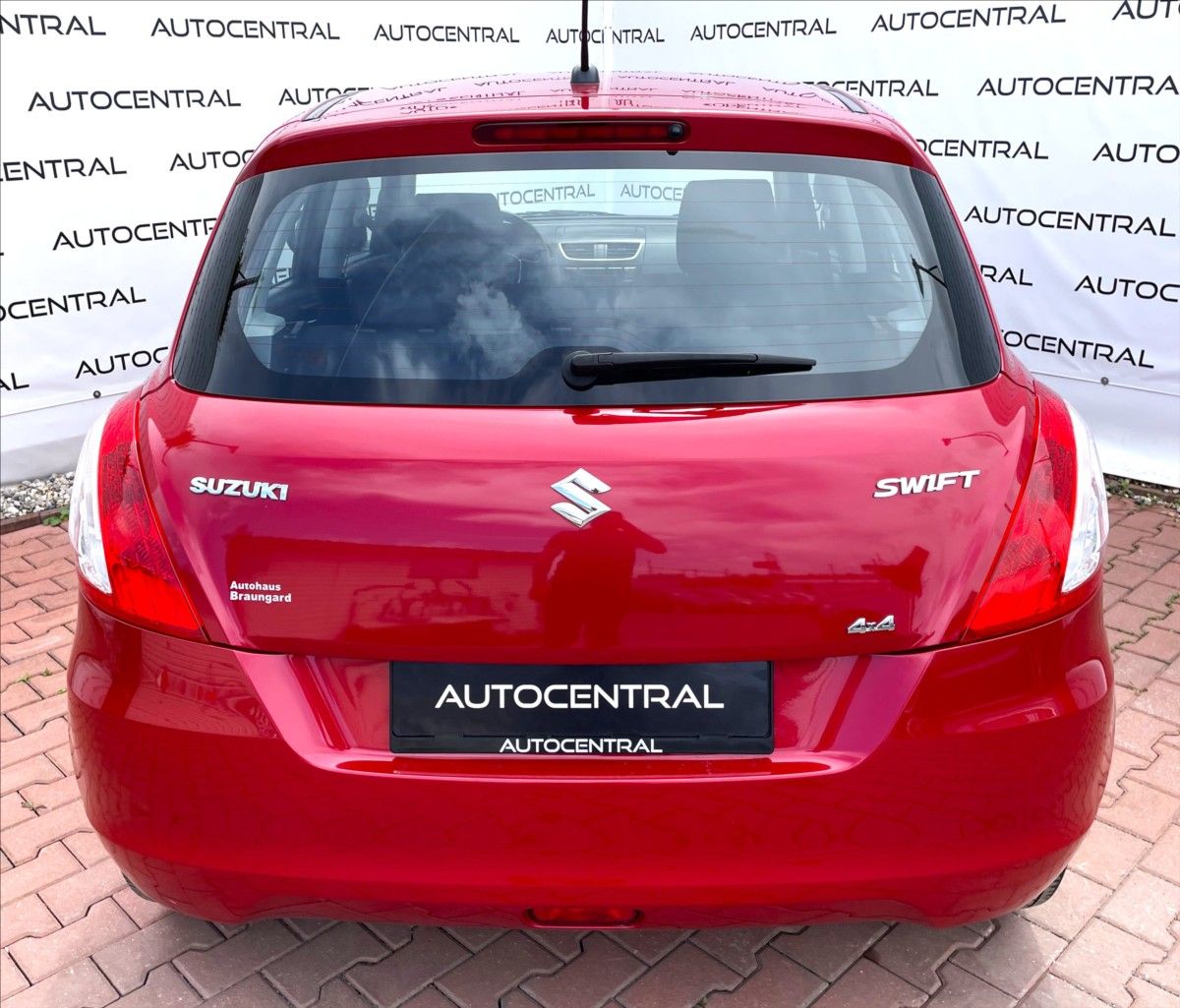 Suzuki Swift, 1,2 i,4x4,STK 6/28, serv.kn. - fotka 5