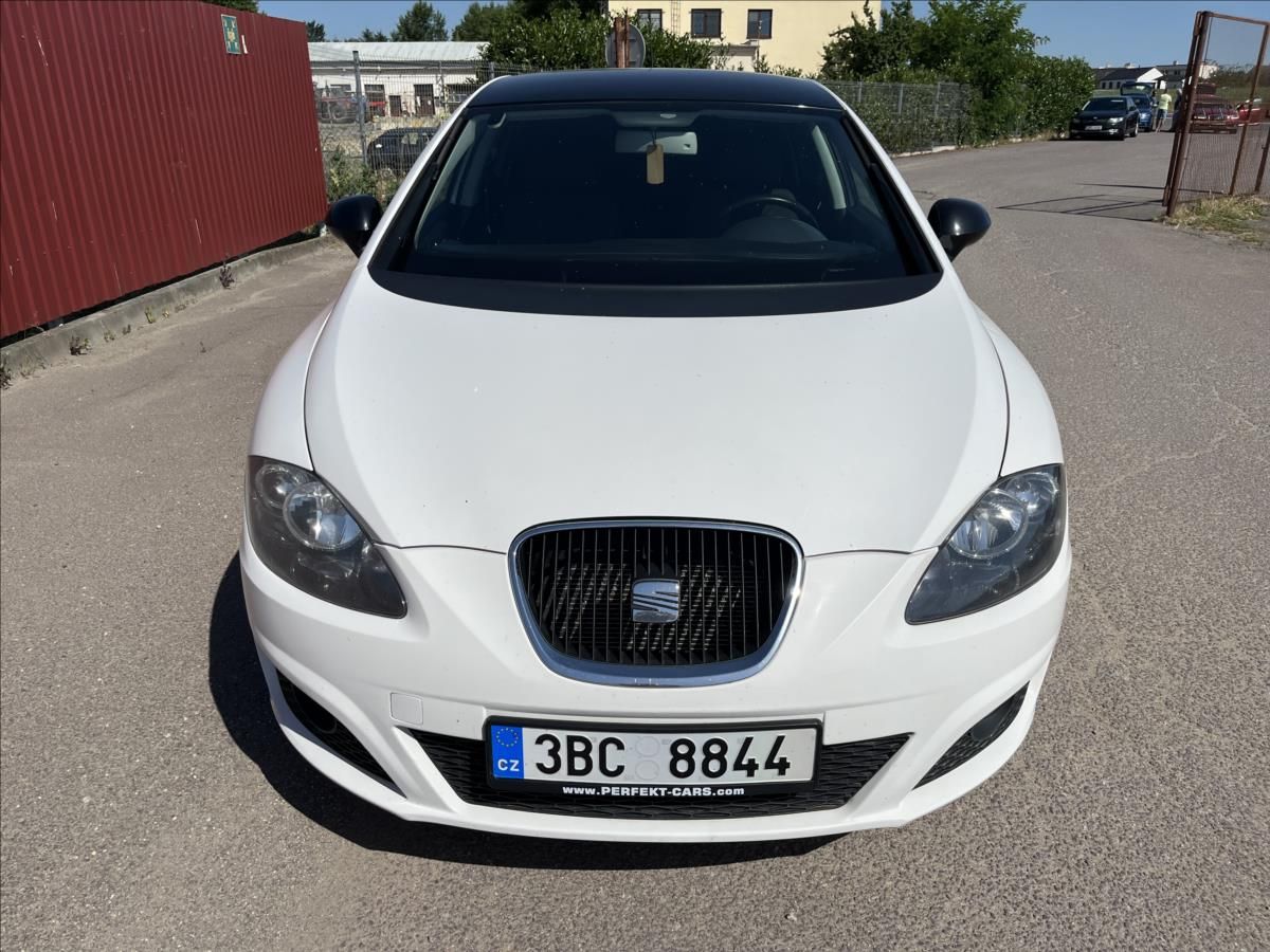 Seat Leon, 2,0 TDi SERVIS ROZVODY KLIMA - fotka 2