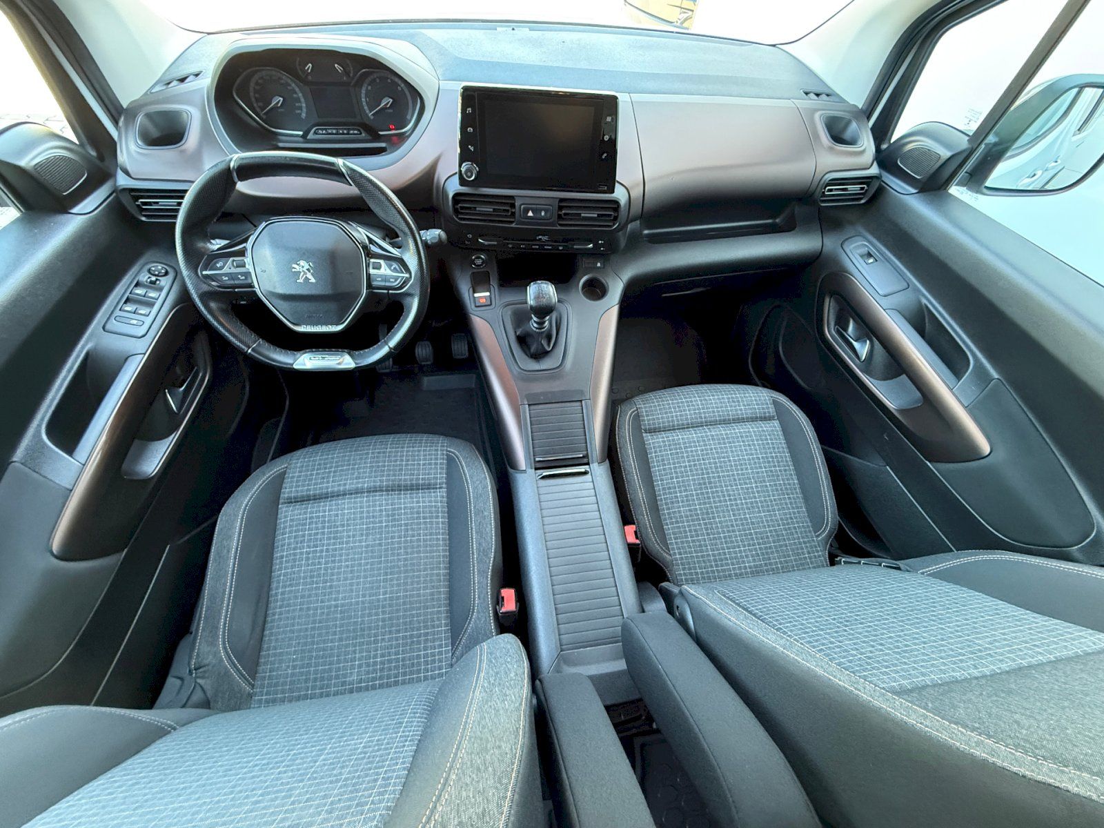Peugeot Rifter, 1.5 96kW/131PS - fotka 5