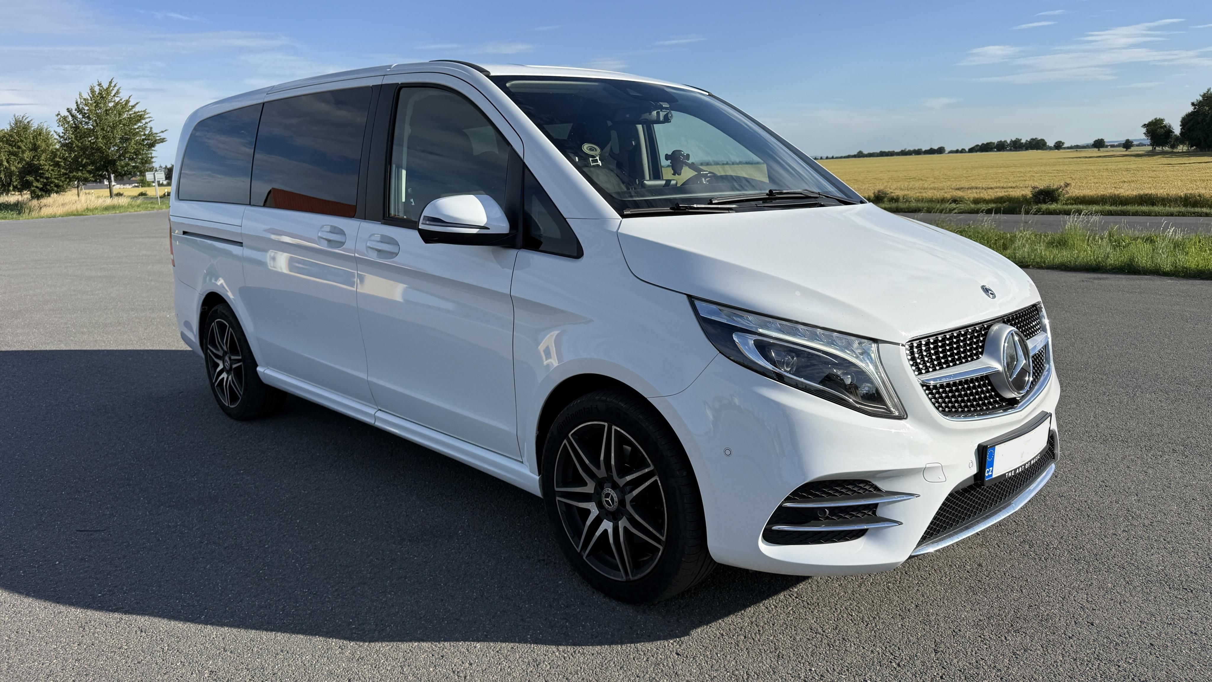 Mercedes-Benz Třídy V, Mercedes-Benz V 300 d 4M AMG