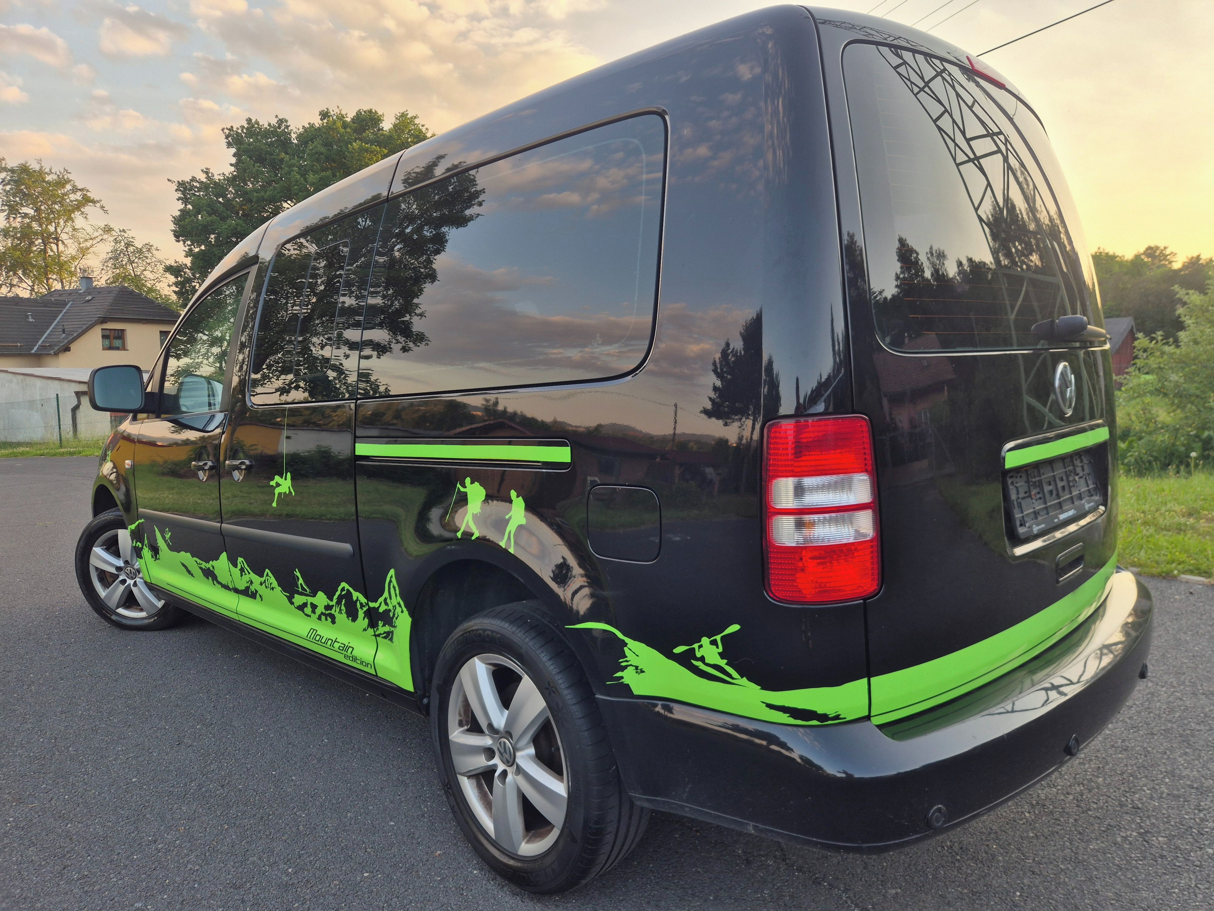 Volkswagen Caddy, 1 maj.plný servis MAXI 7 MIST - fotka 4