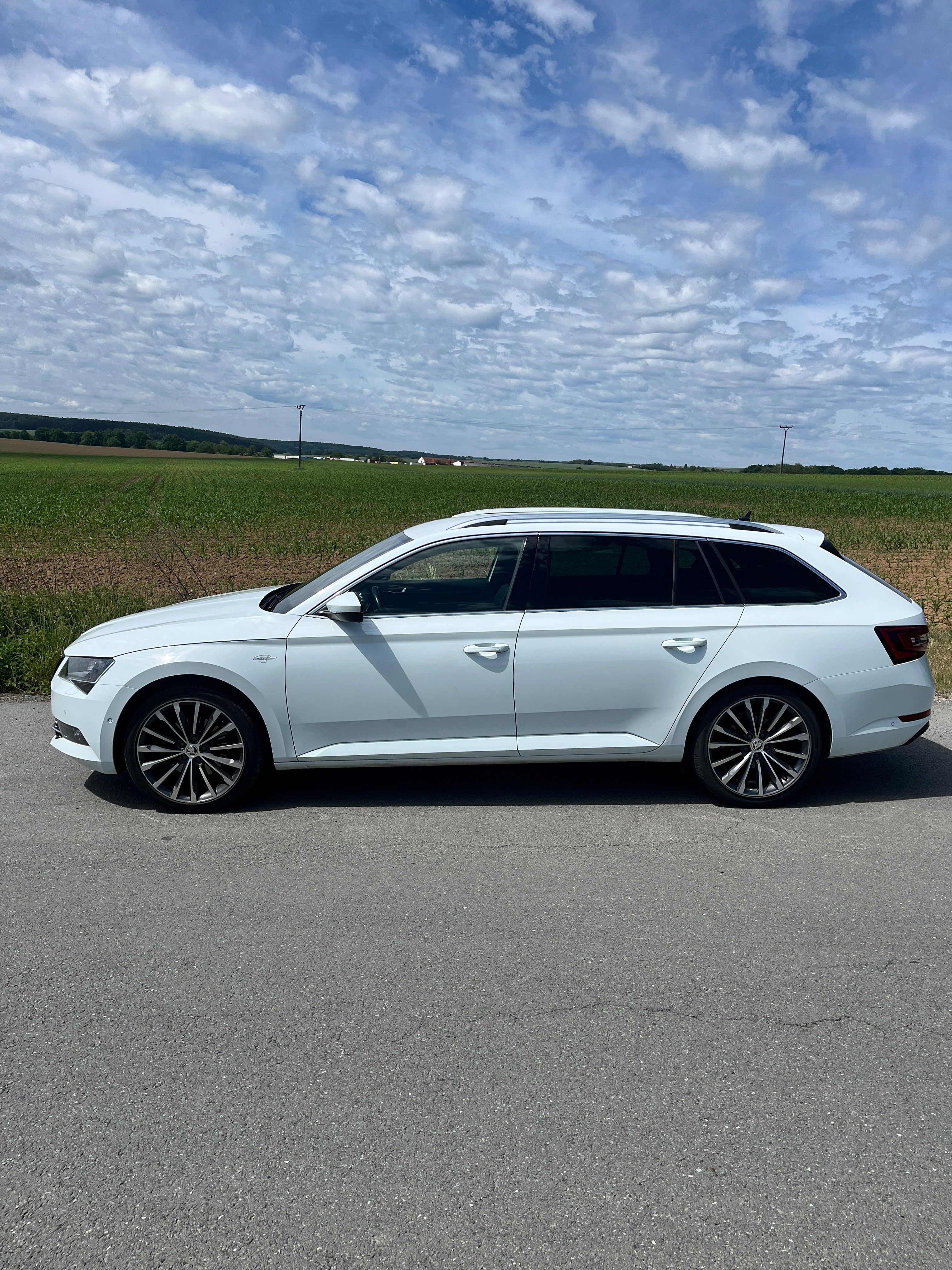 Škoda Superb, Webasto, nebourané - fotka 5