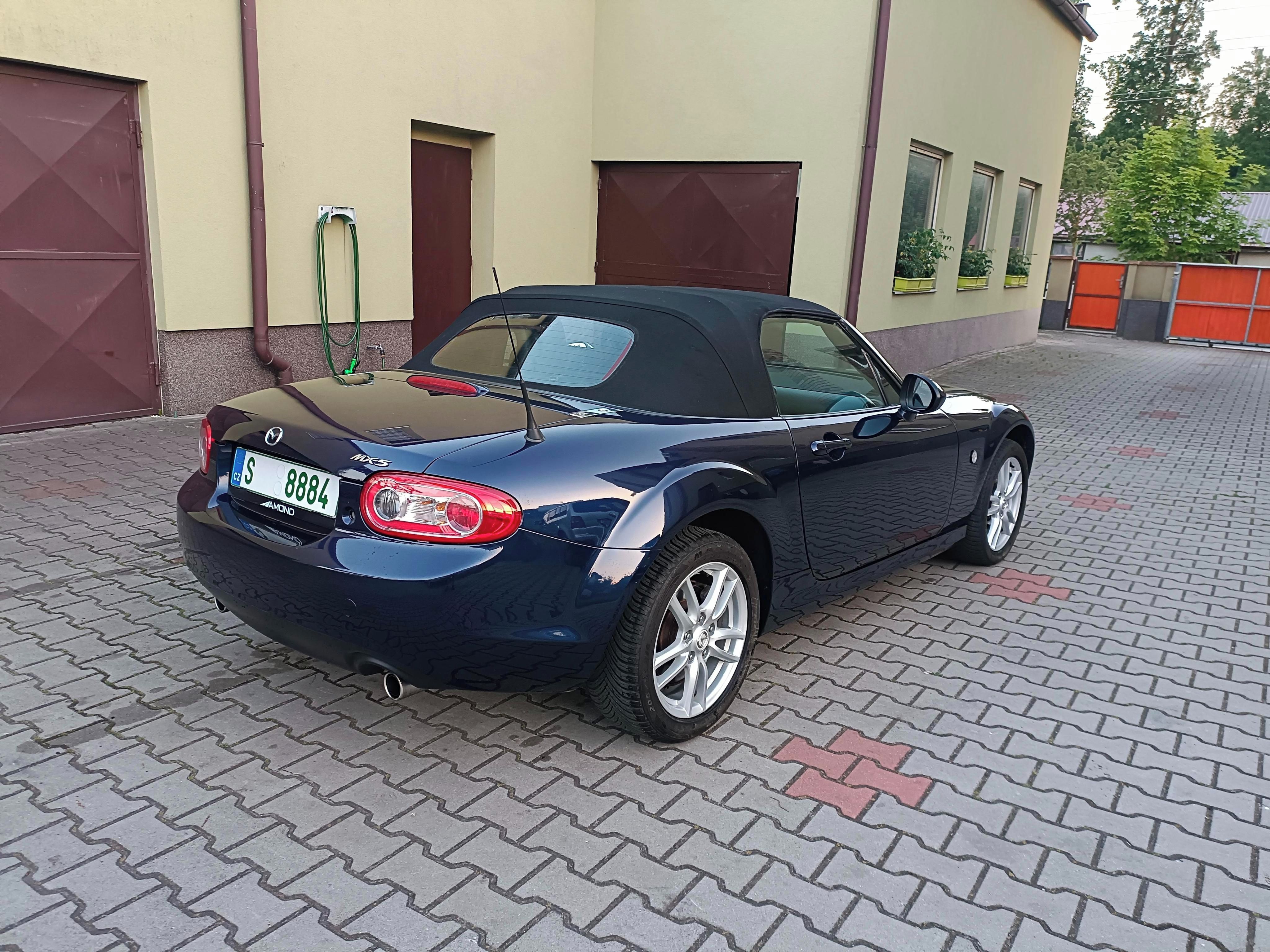 Mazda MX-5, Mx-5 1.8i 93 kW Miata - fotka 3
