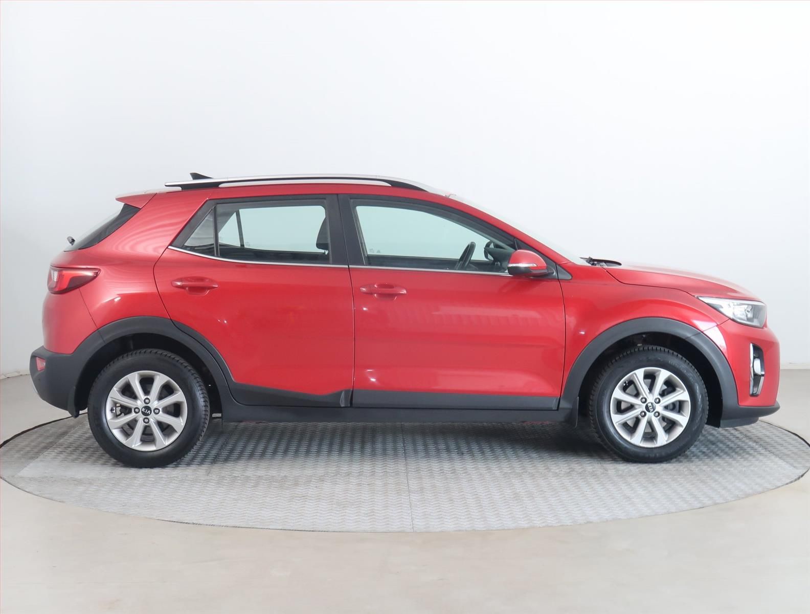 Kia Stonic, 1.4 CVVT, Serv.kniha, Navi - fotka 6